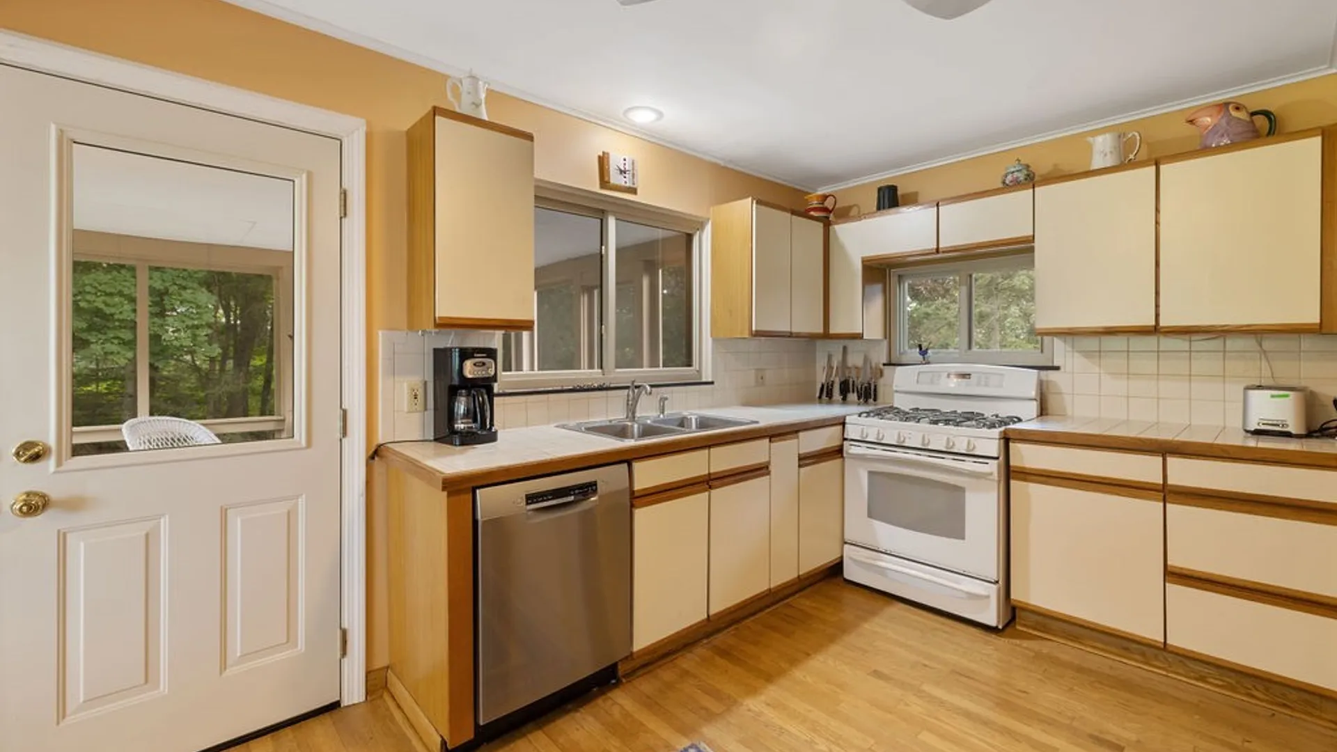 Property at 108 Archer Road, Syracuse, NY 13207 16