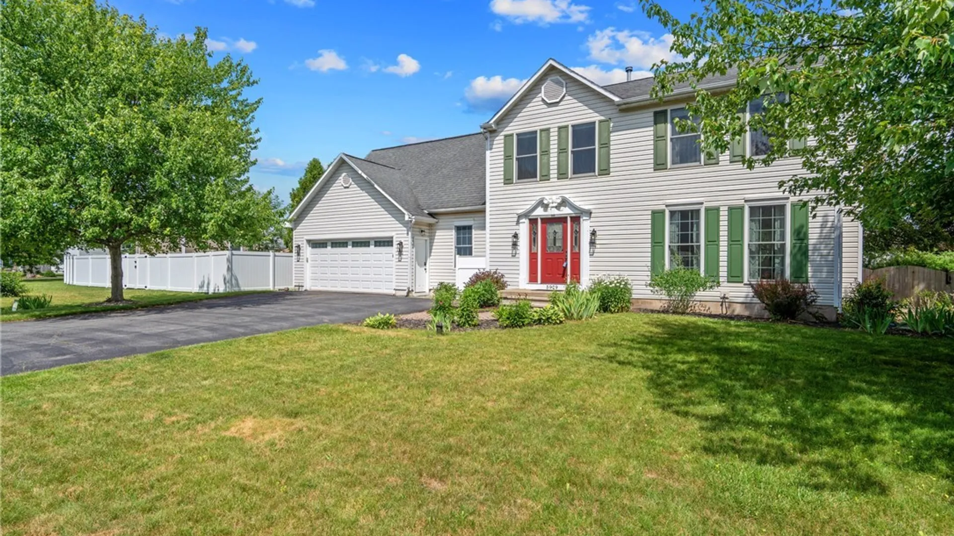 Property at 5979 Hebrides, Cicero, NY 13039 45