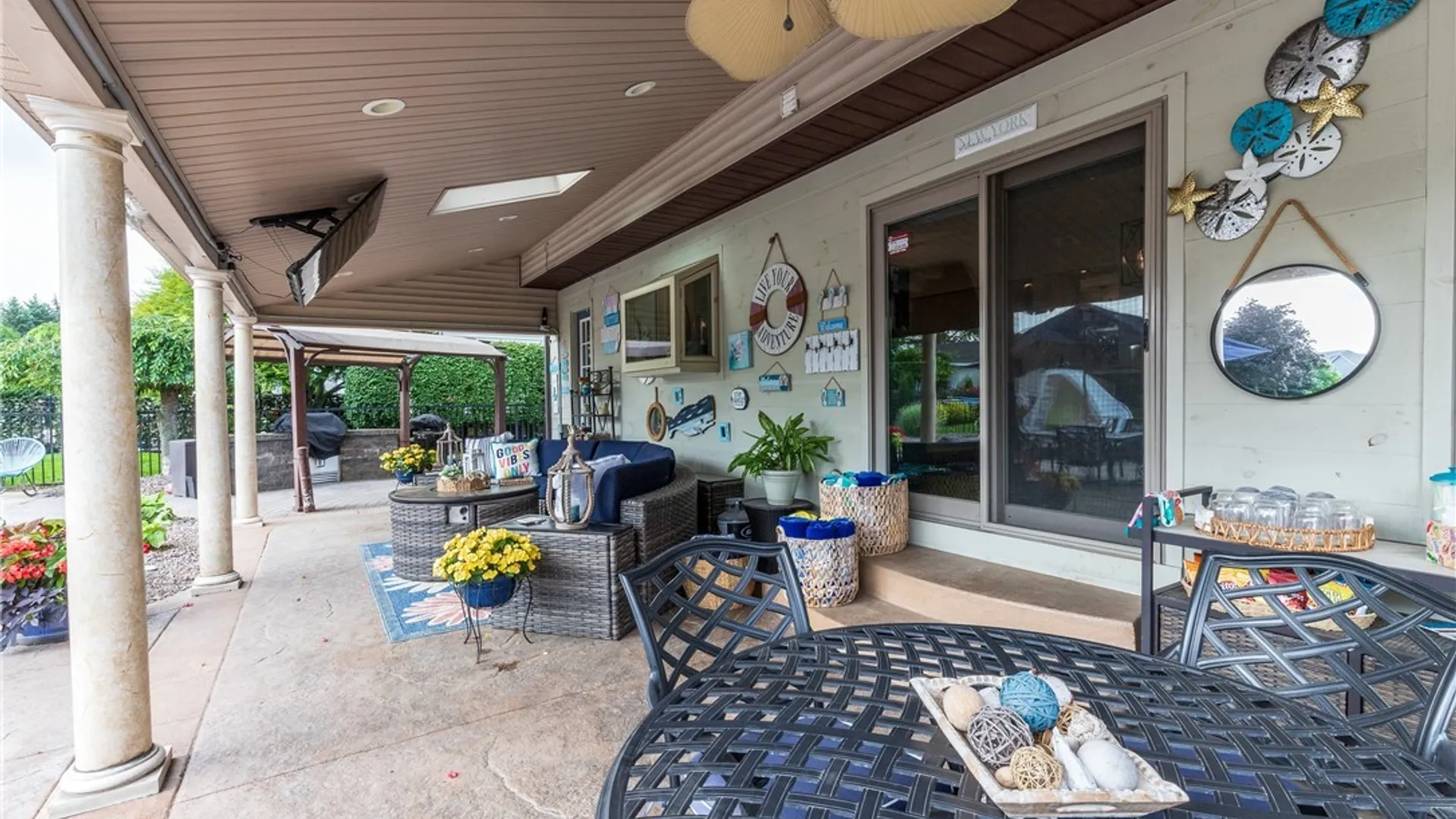 Property at 5521 Country Club Lane, Hamburg, NY 14075 44