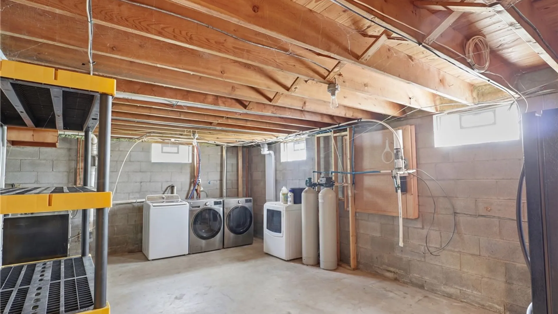 Property at 572 Honeoye Falls Five Pts Road, Rush, NY 14472 34
