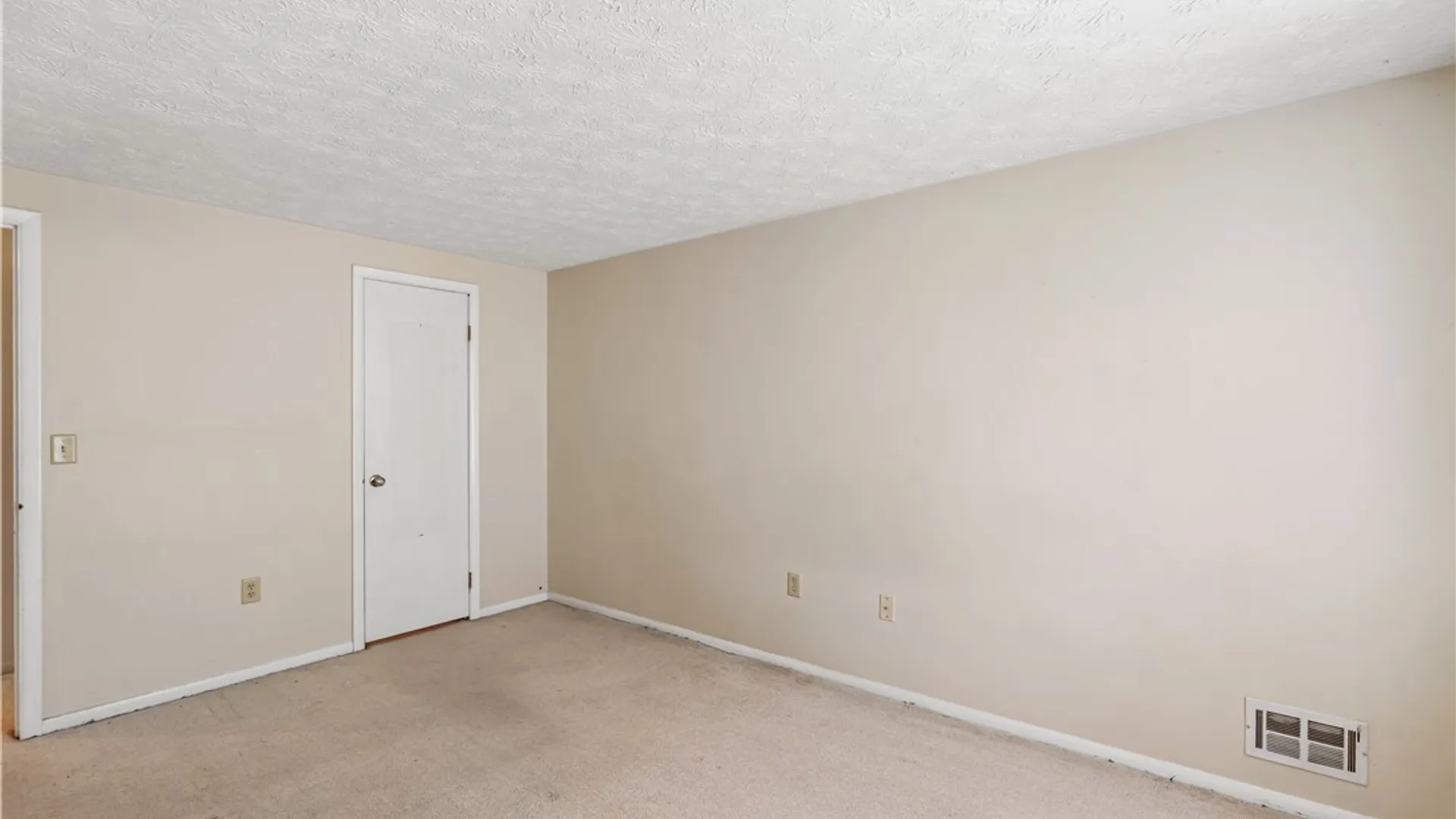 Property at 10 Greenway Boulevard, Riga, NY 14428 26