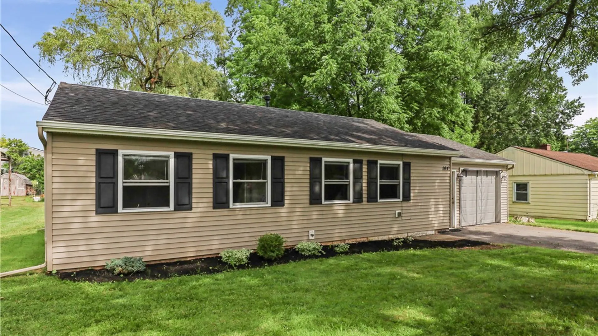 Property at 144 Hyde Parkway, Palmyra, NY 14522 3