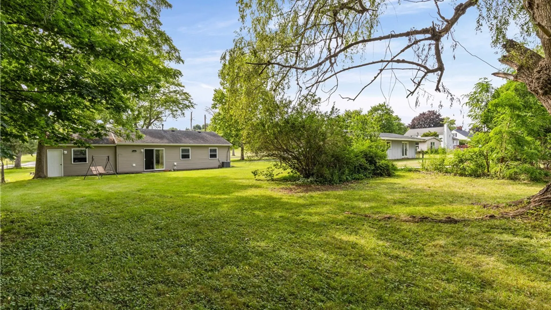 Property at 144 Hyde Parkway, Palmyra, NY 14522 31
