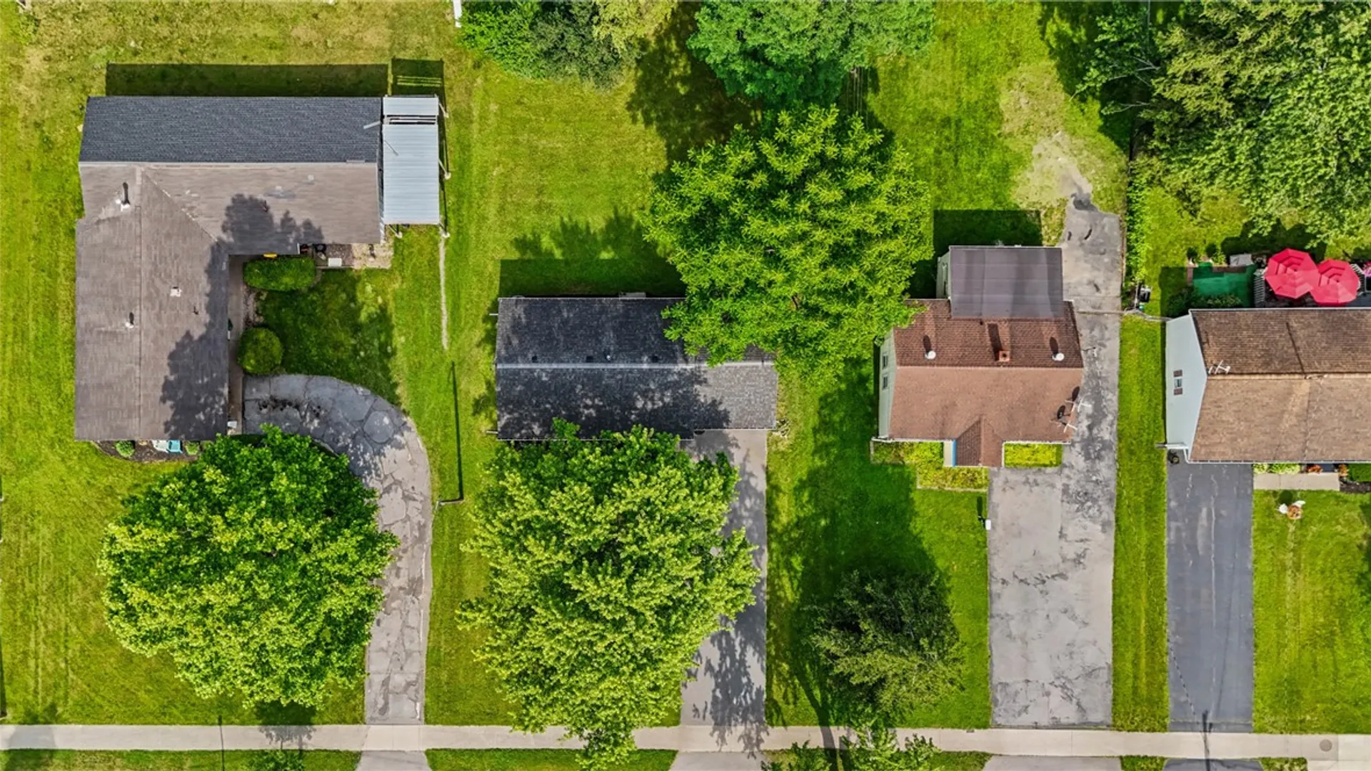 Property at 144 Hyde Parkway, Palmyra, NY 14522 35