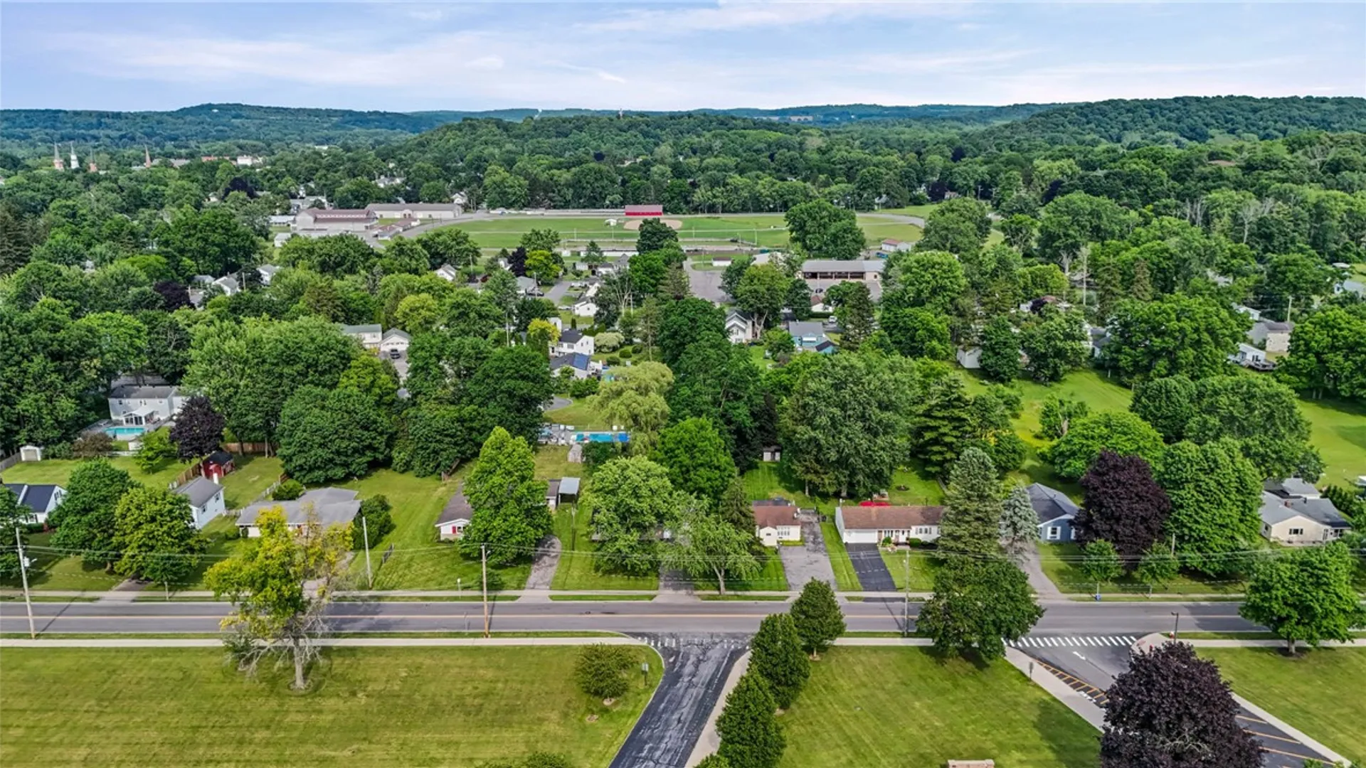 Property at 144 Hyde Parkway, Palmyra, NY 14522 36