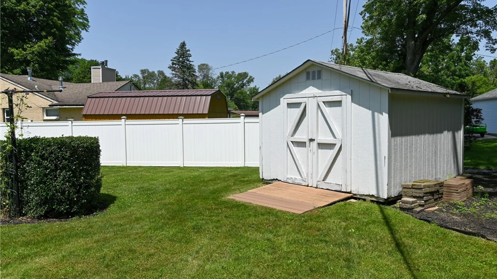 Property at 4775 Bickert Drive, Clarence, NY 14031 37