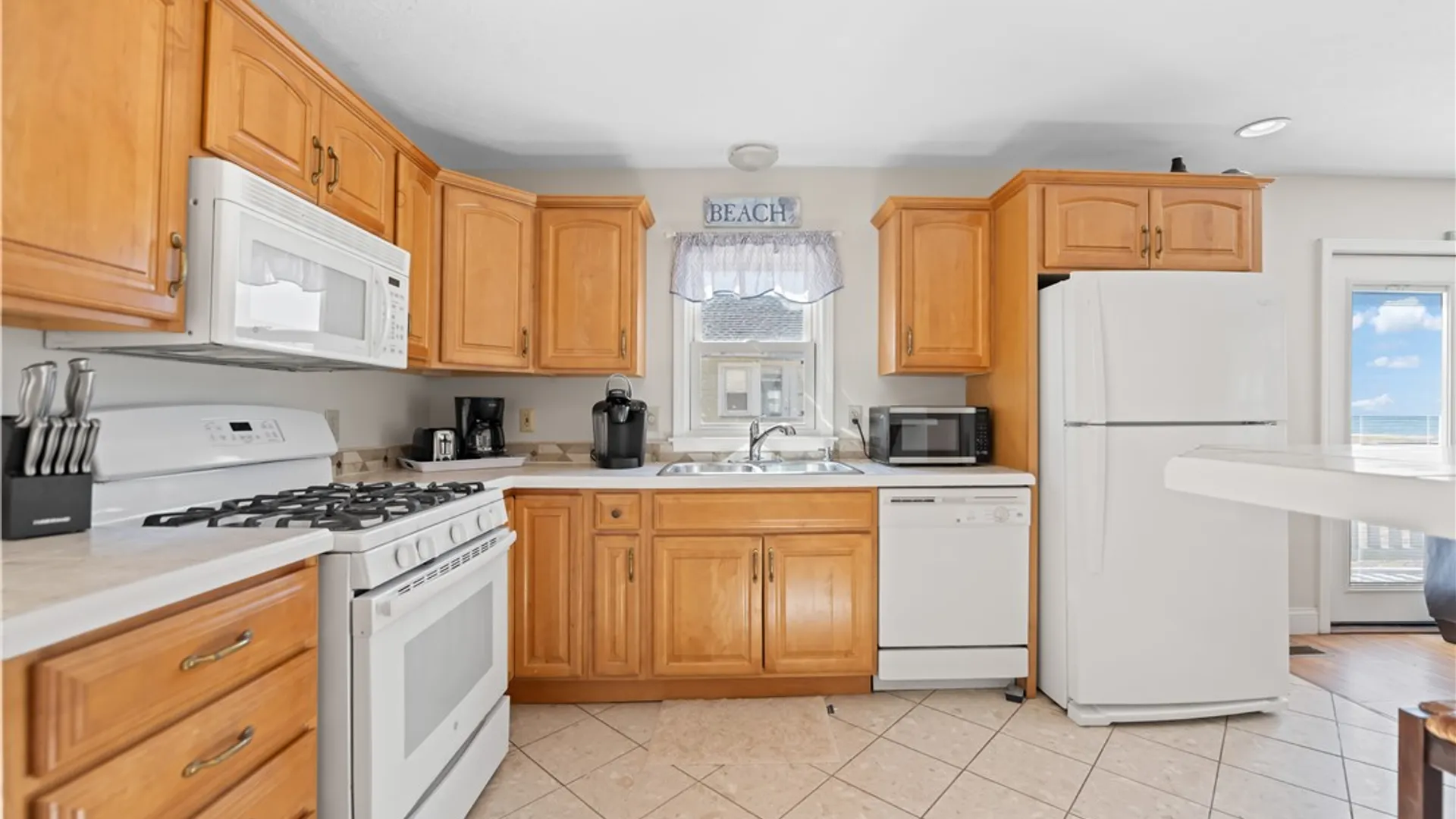 Property at 4989 Culver Road, Irondequoit, NY 14622 10
