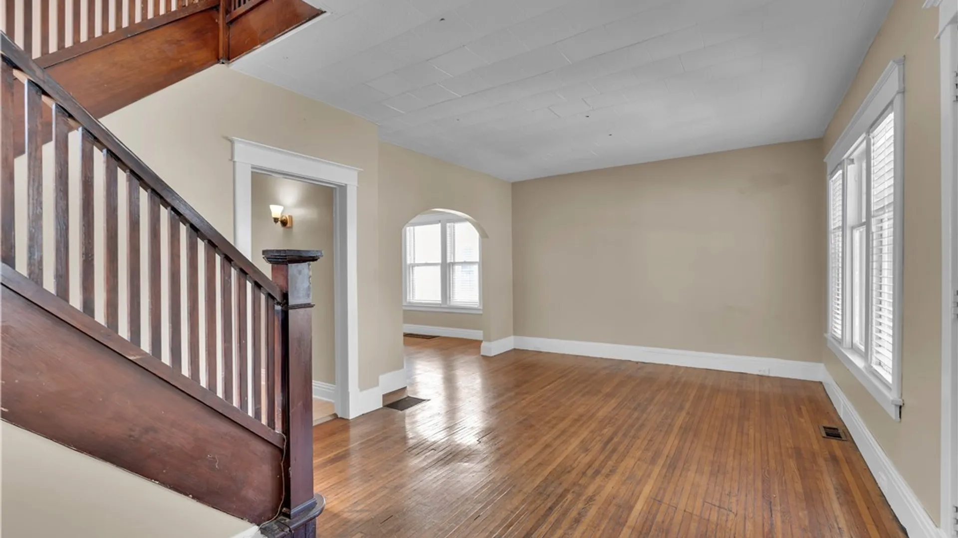 Property at 31 Hughes Avenue, Buffalo, NY 14208 8