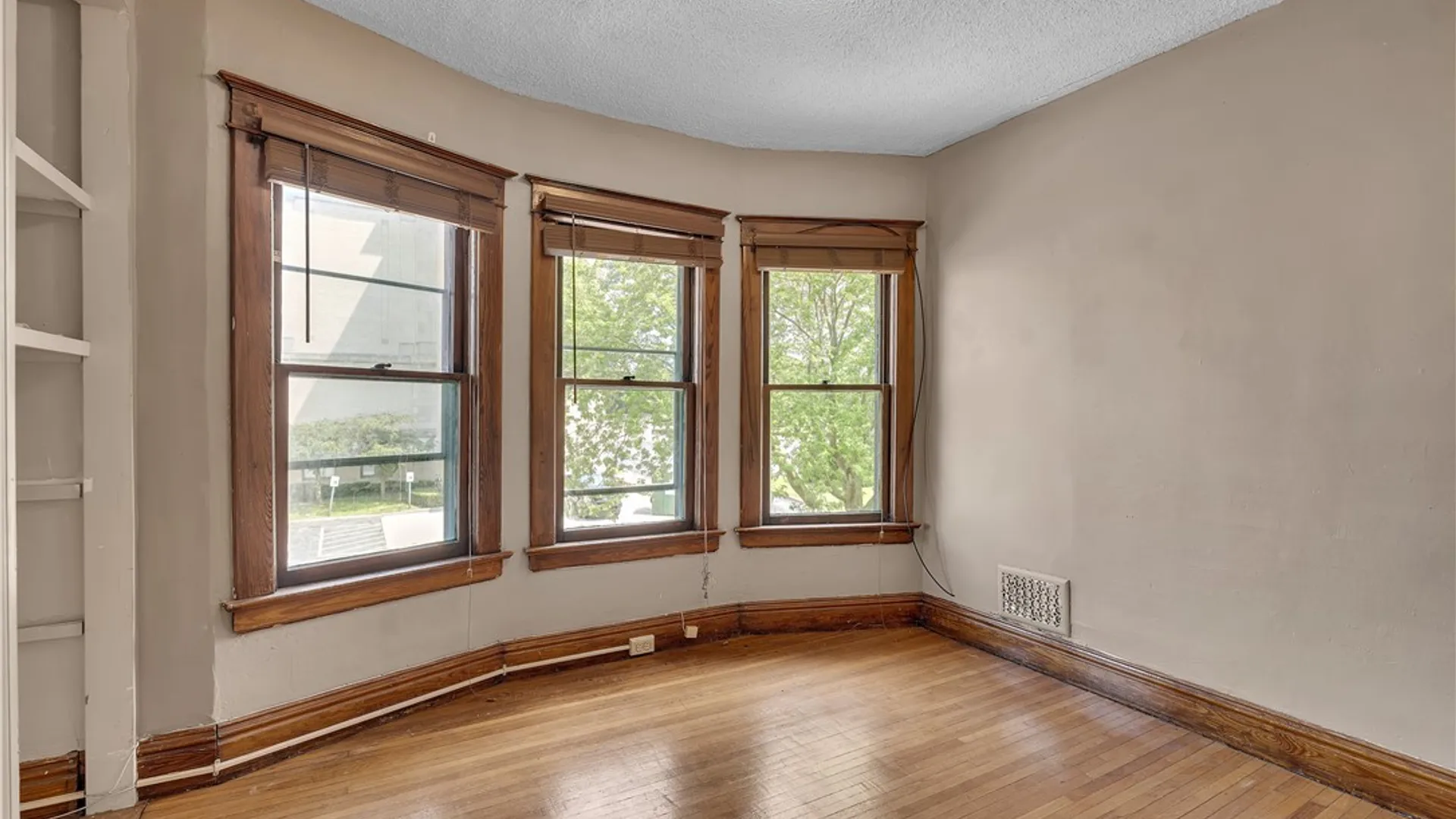 Property at 31 Hughes Avenue, Buffalo, NY 14208 19