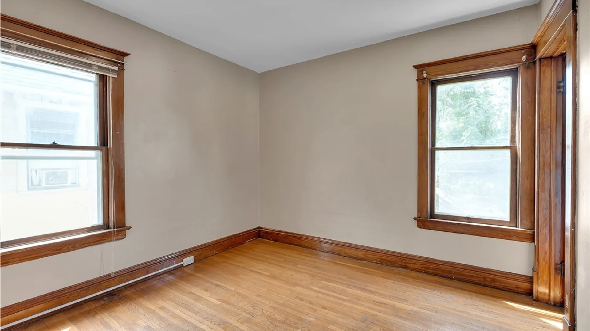 Property at 31 Hughes Avenue, Buffalo, NY 14208 27