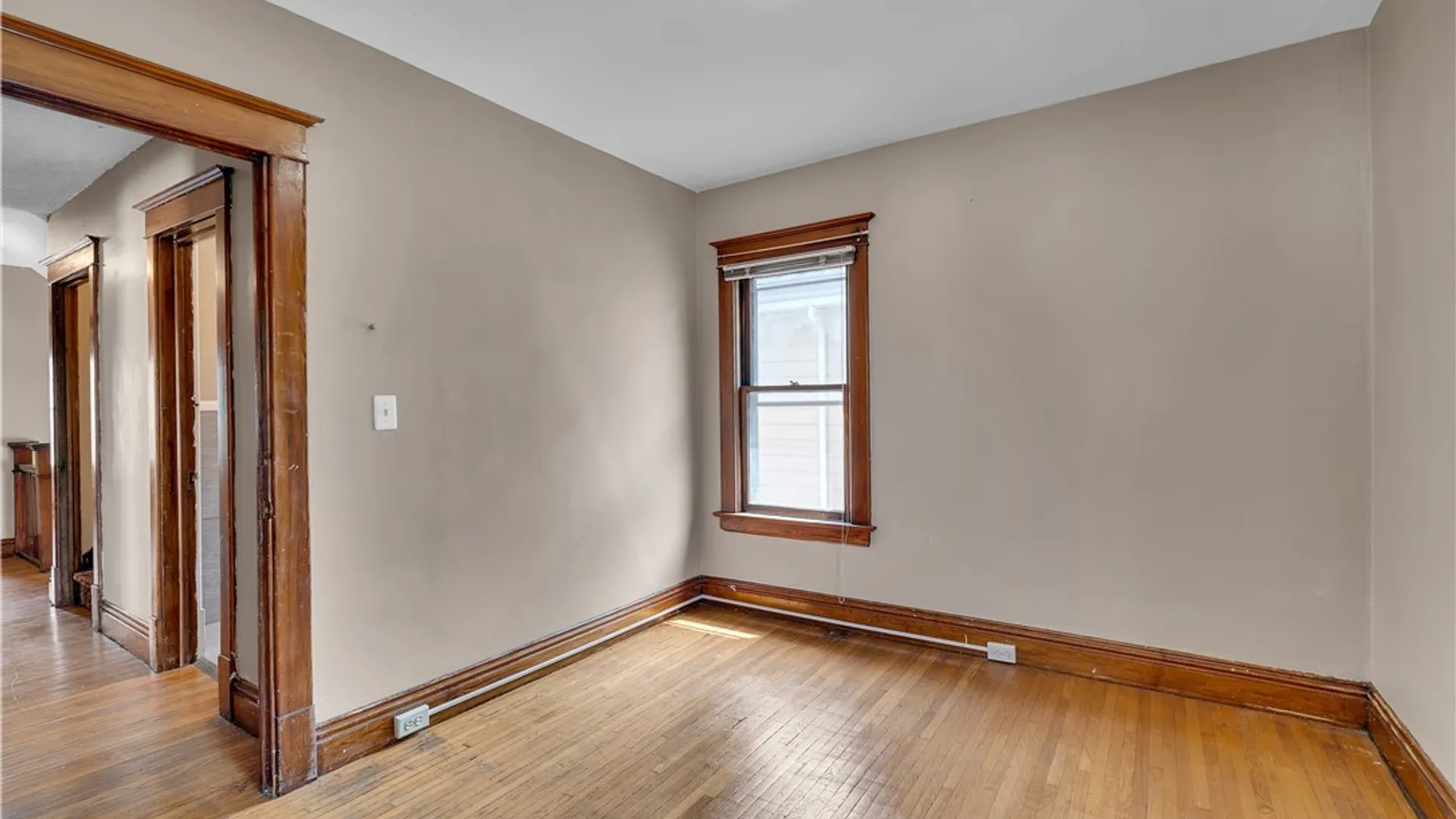 Property at 31 Hughes Avenue, Buffalo, NY 14208 28