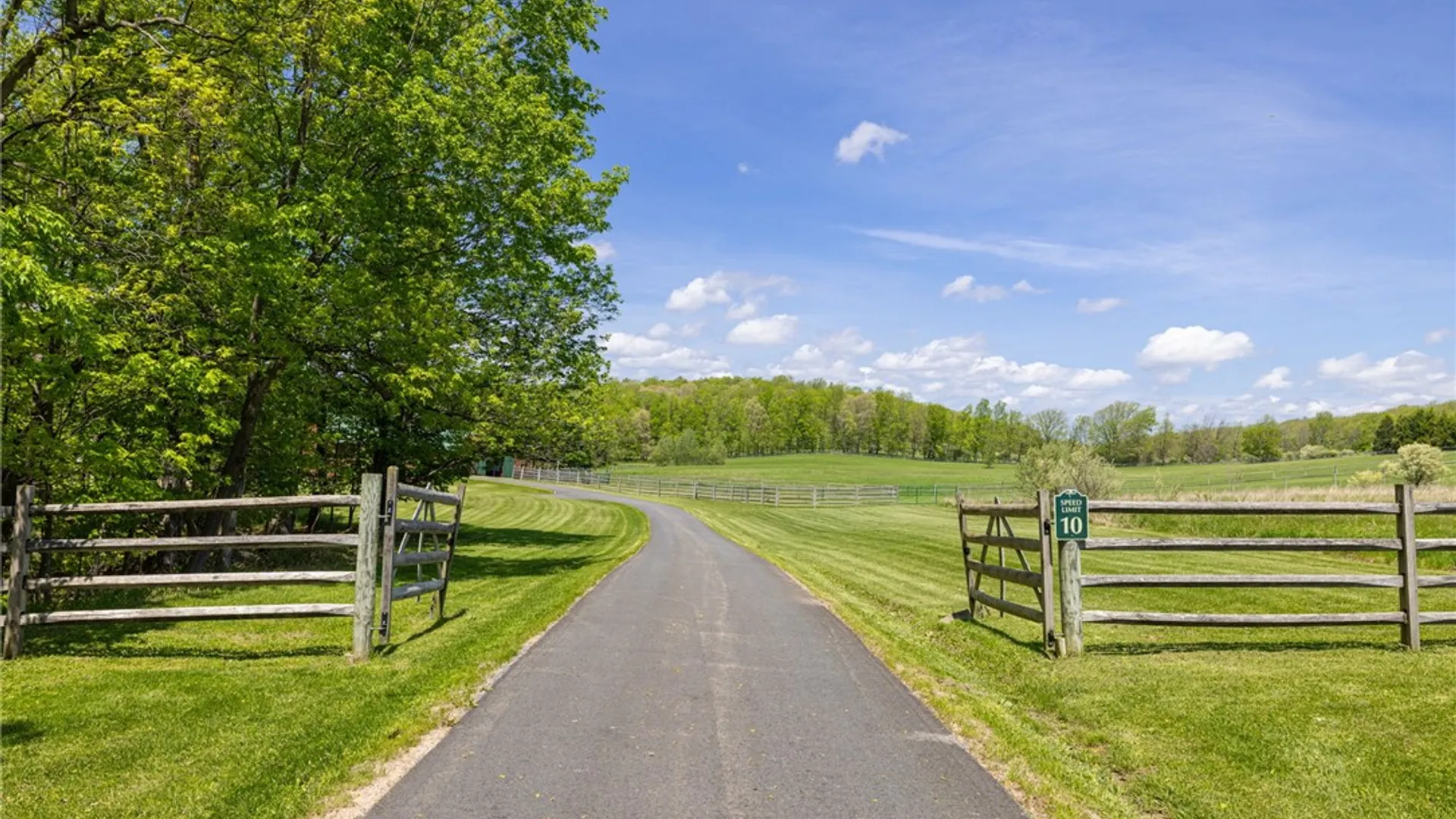 Property at 6126 Rossier Rd, Canandaigua Town, NY 14424 47