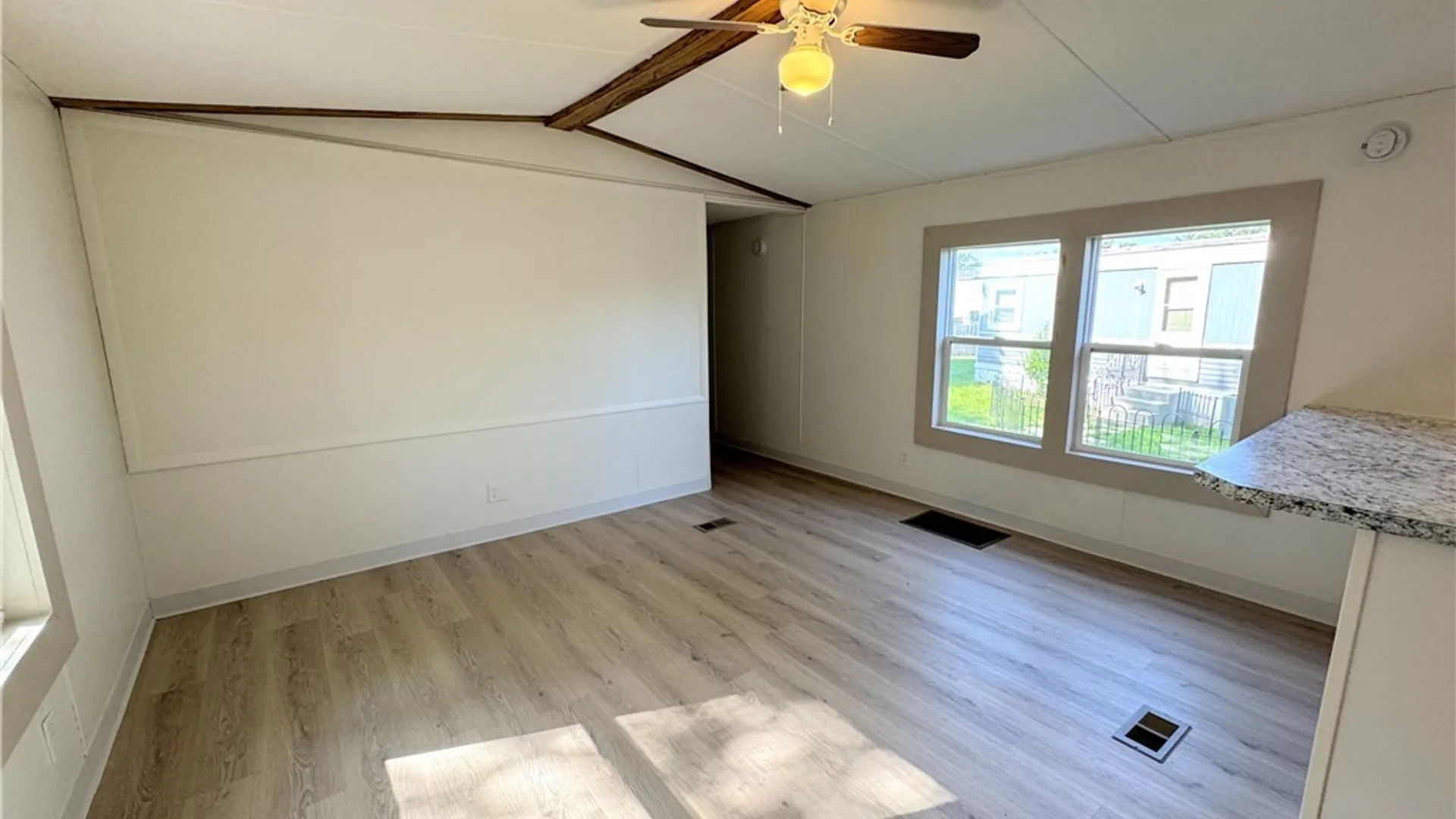 Property at 34 Del Court, Lockport Town, NY 14094 8