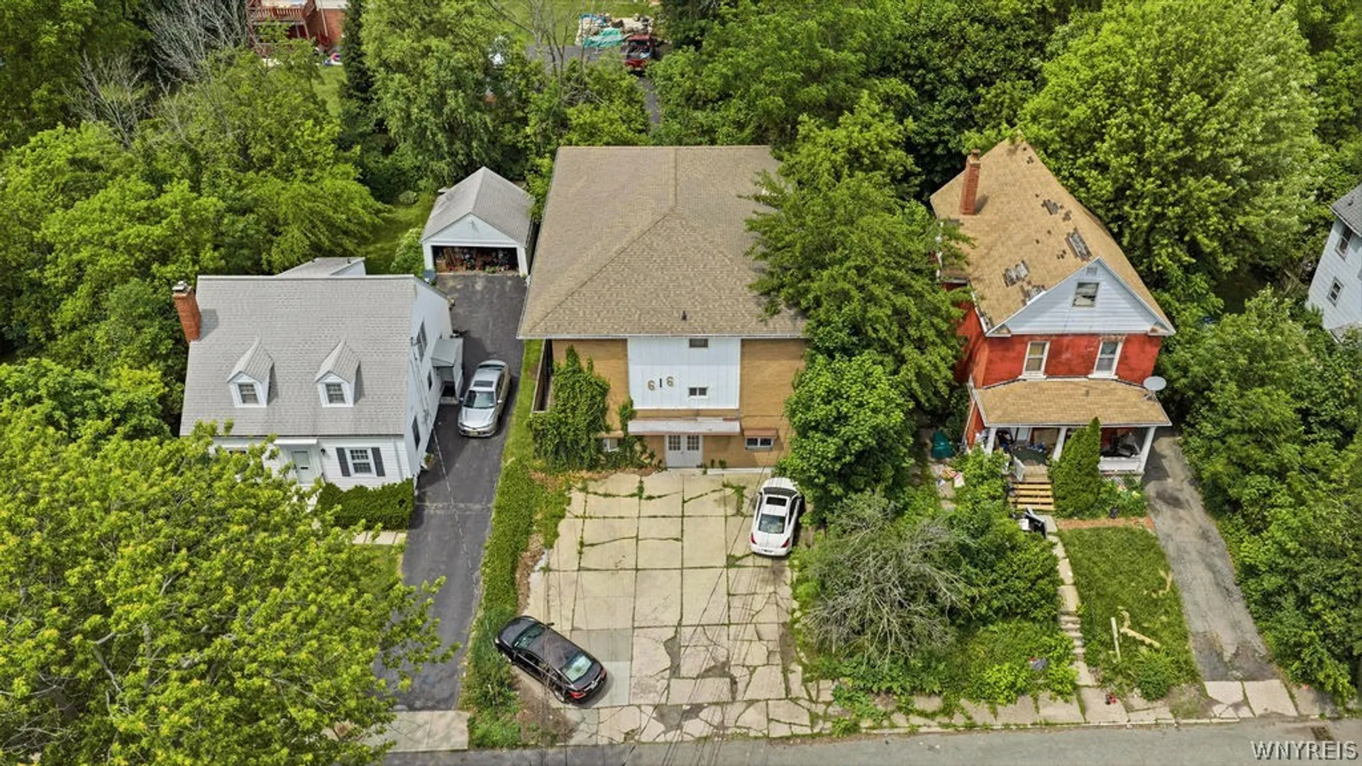 Property at 616 Chestnut Avenue, Niagara Falls, NY 14305 3