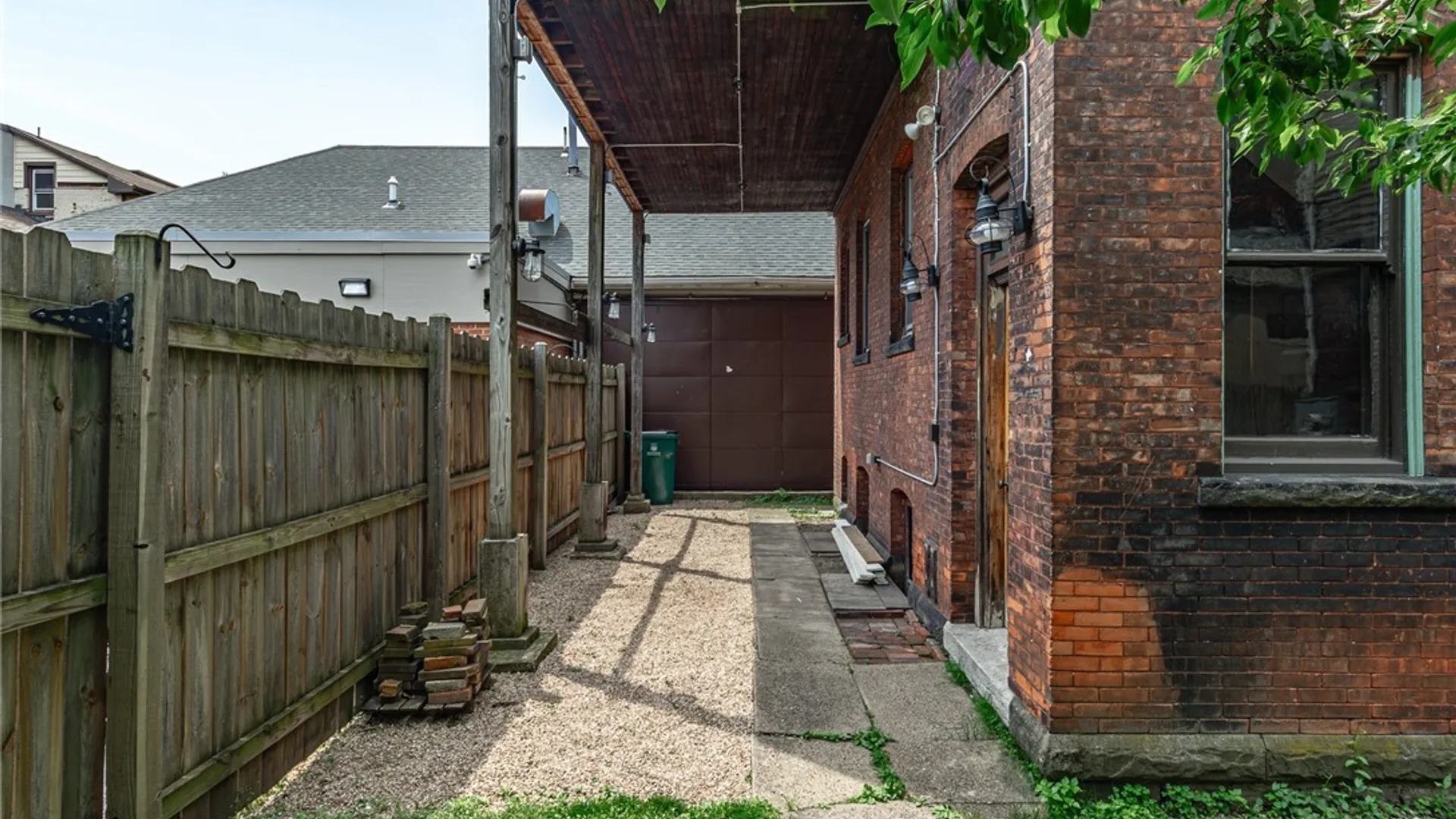 Property at 467 Virginia St, Buffalo, NY 14202 48