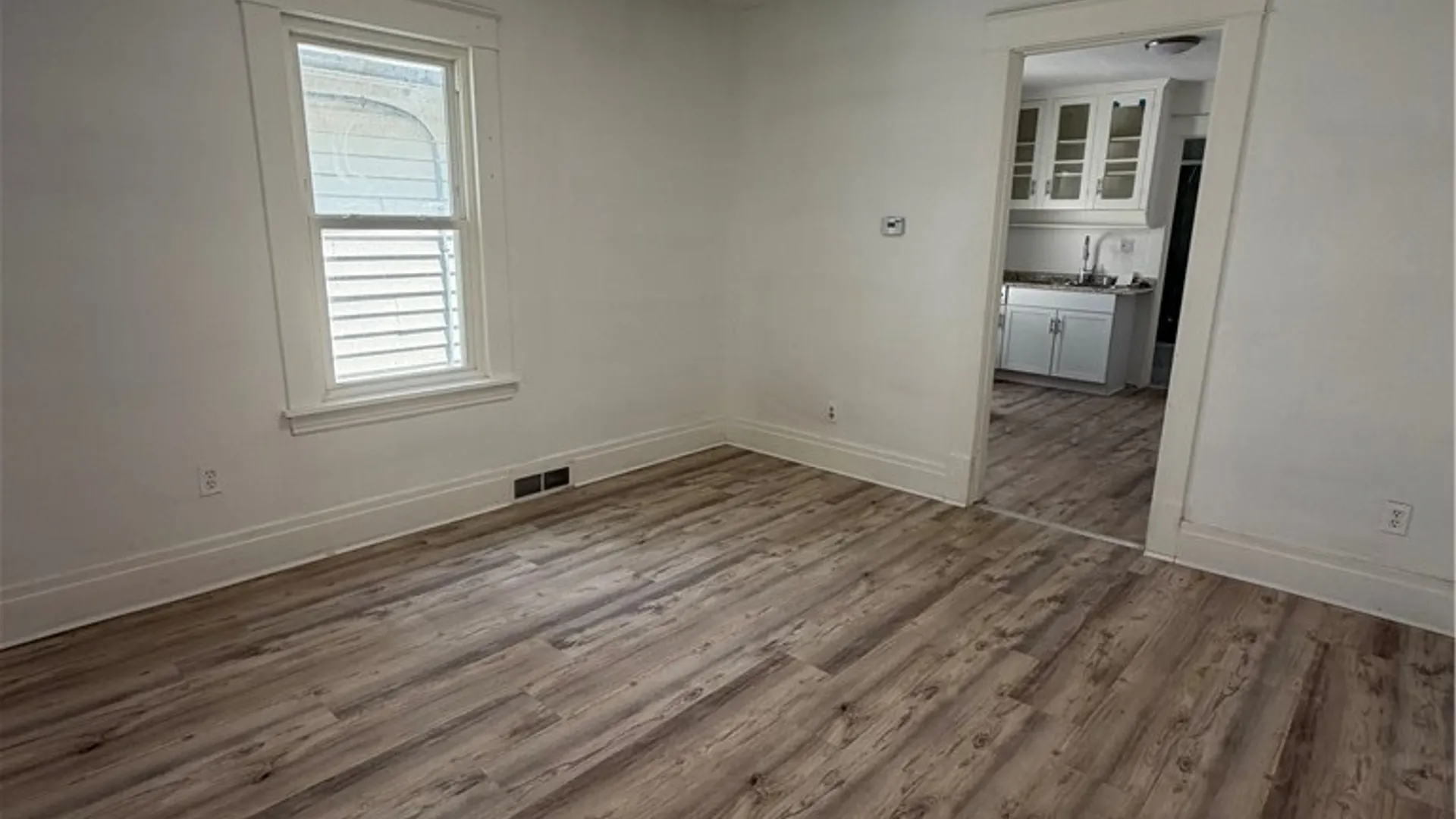 Property at 1533 La Salle Avenue, Niagara Falls, NY 14301 17