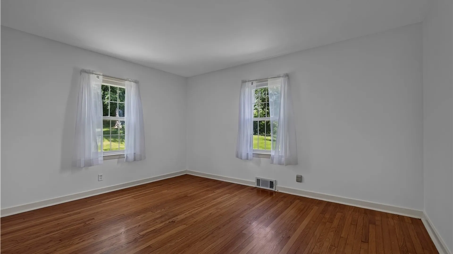 Property at 22 Winmar Crescent, New Hartford, NY 13413 20