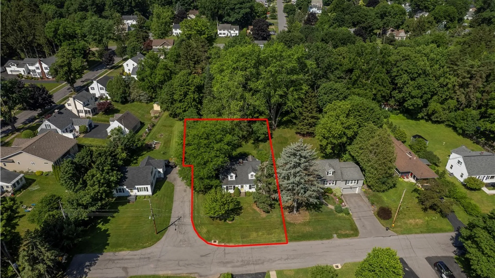 Property at 22 Winmar Crescent, New Hartford, NY 13413 42