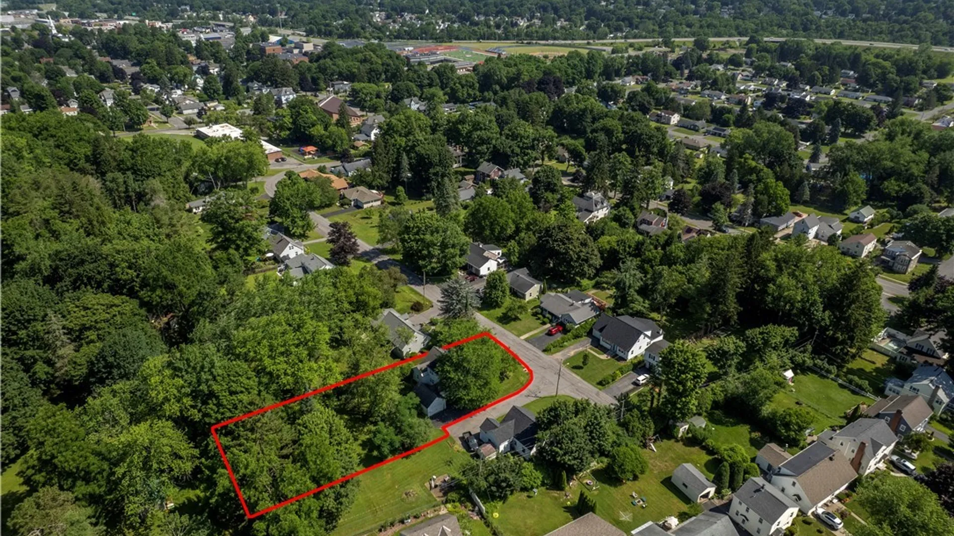 Property at 22 Winmar Crescent, New Hartford, NY 13413 43