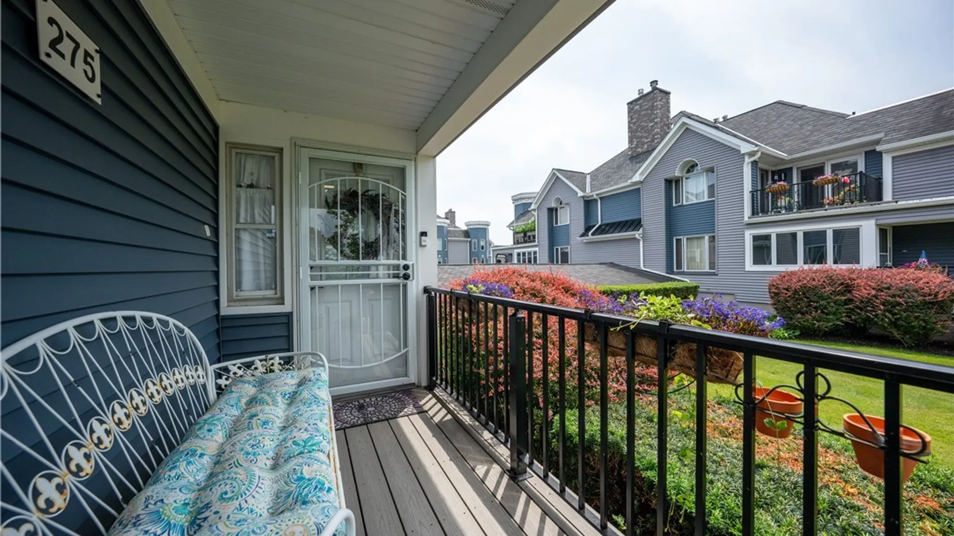 Property at 275 Lakefront Boulevard, Buffalo, NY 14202 4