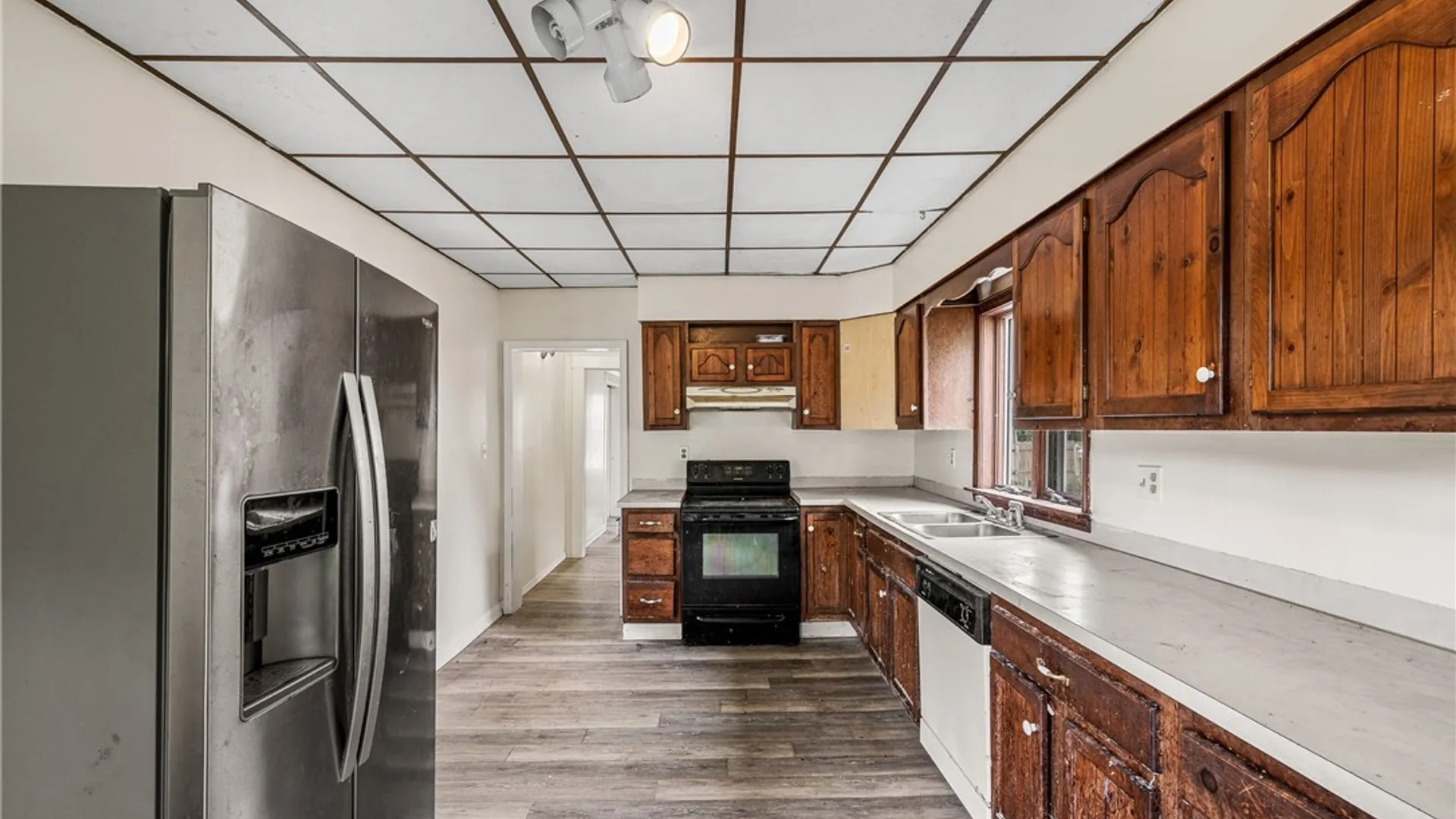 Property at 77 Paul Place, Buffalo, NY 14210 8