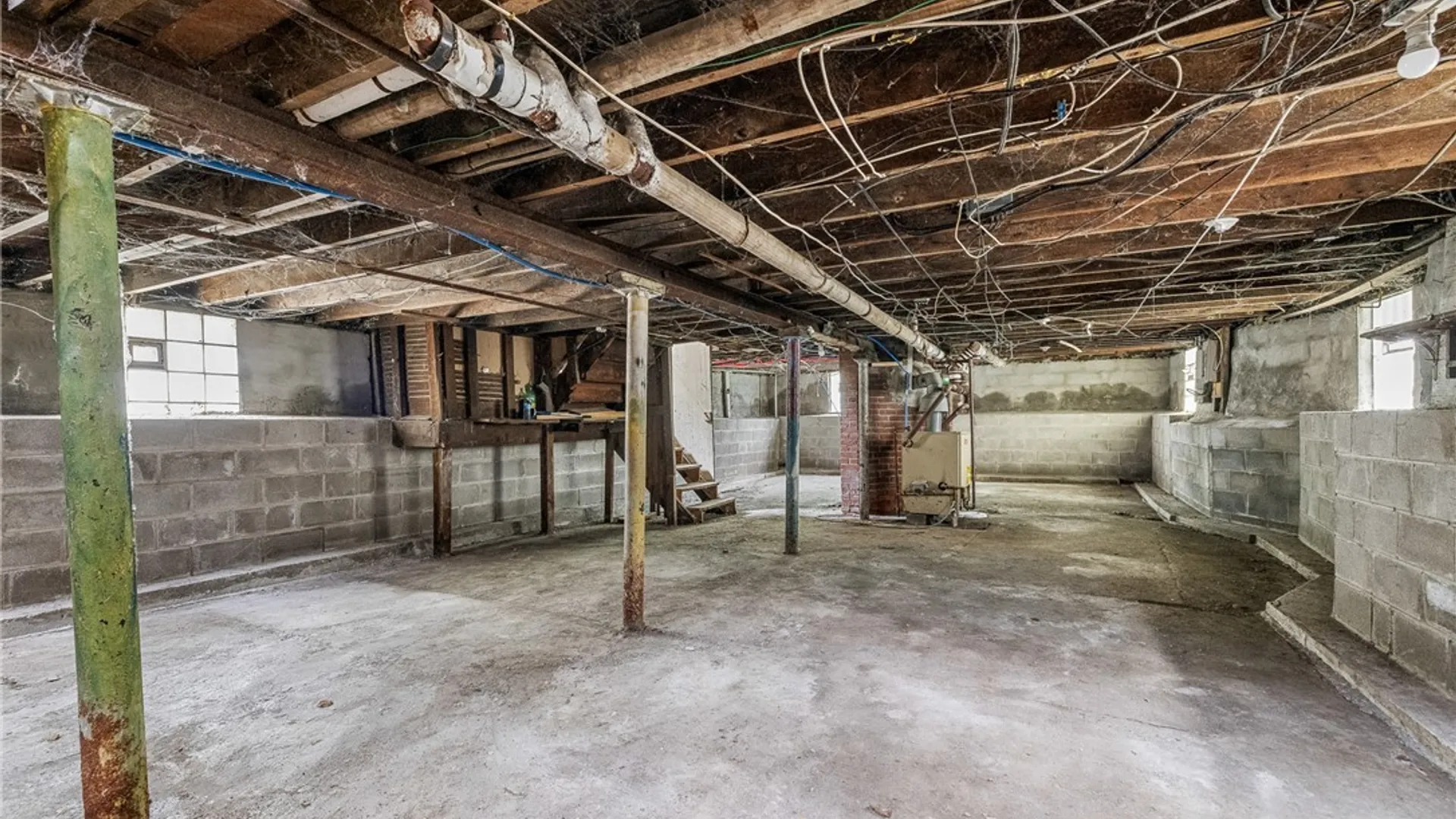 Property at 77 Paul Place, Buffalo, NY 14210 18