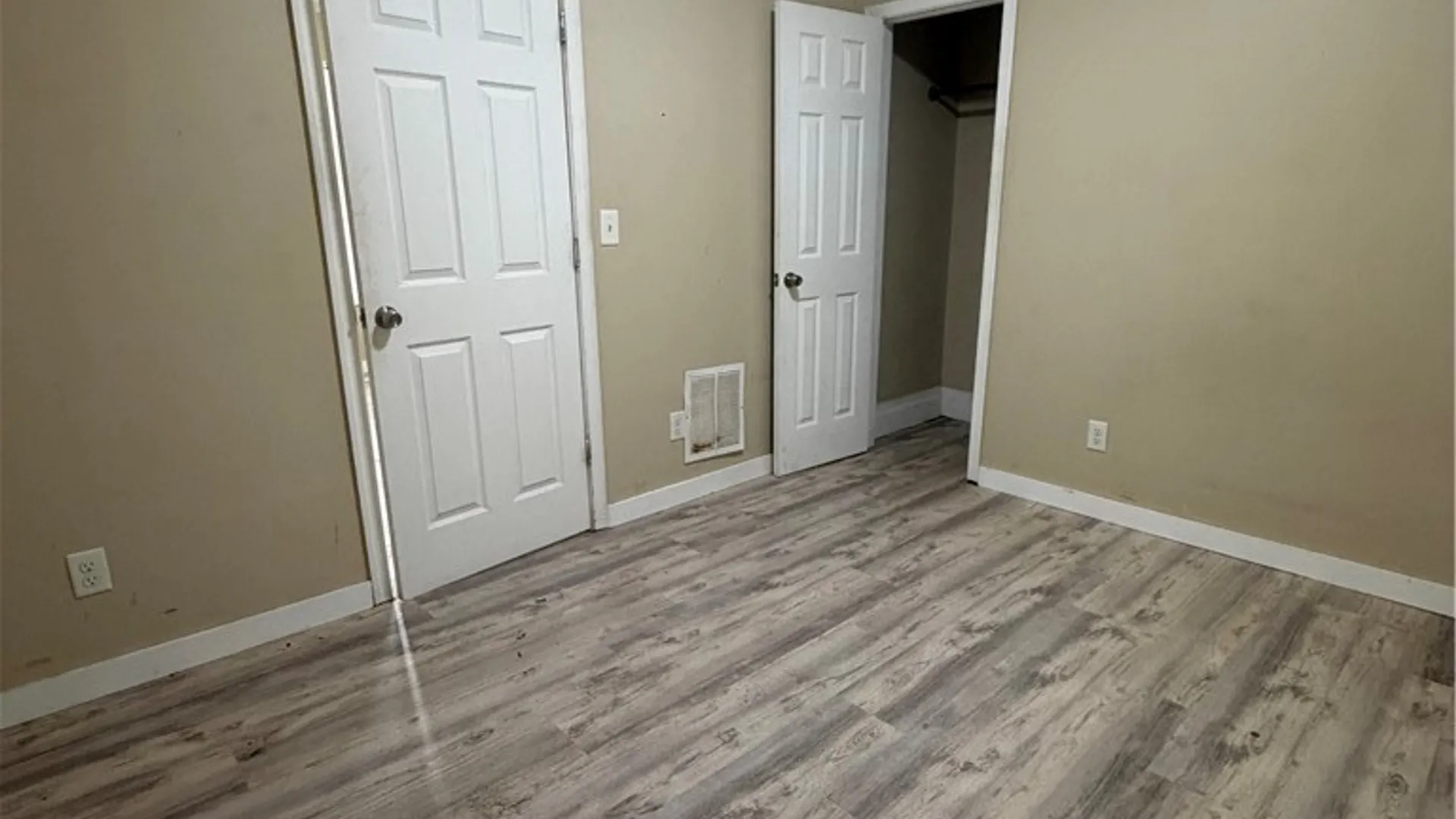 Property at 1533 La Salle Avenue, Niagara Falls, NY 14301 4