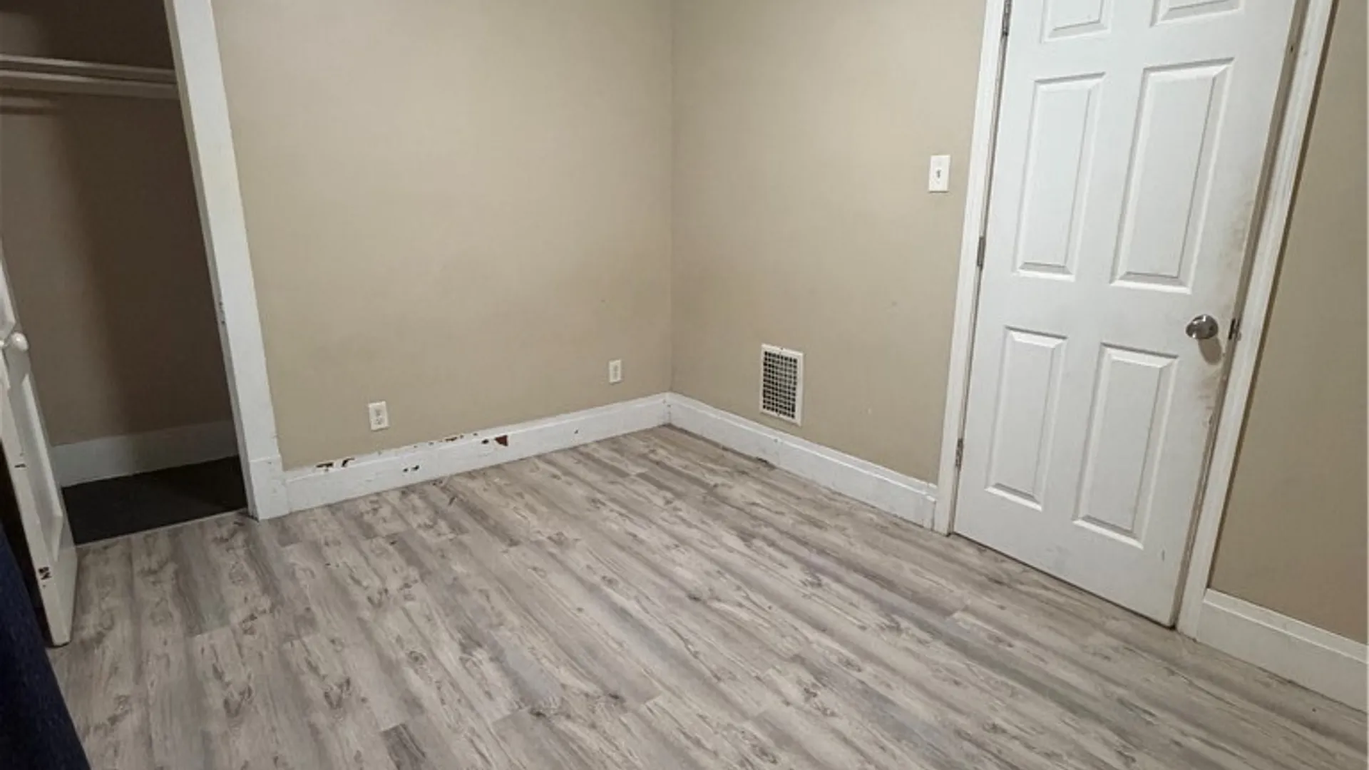 Property at 1533 La Salle Avenue, Niagara Falls, NY 14301 10