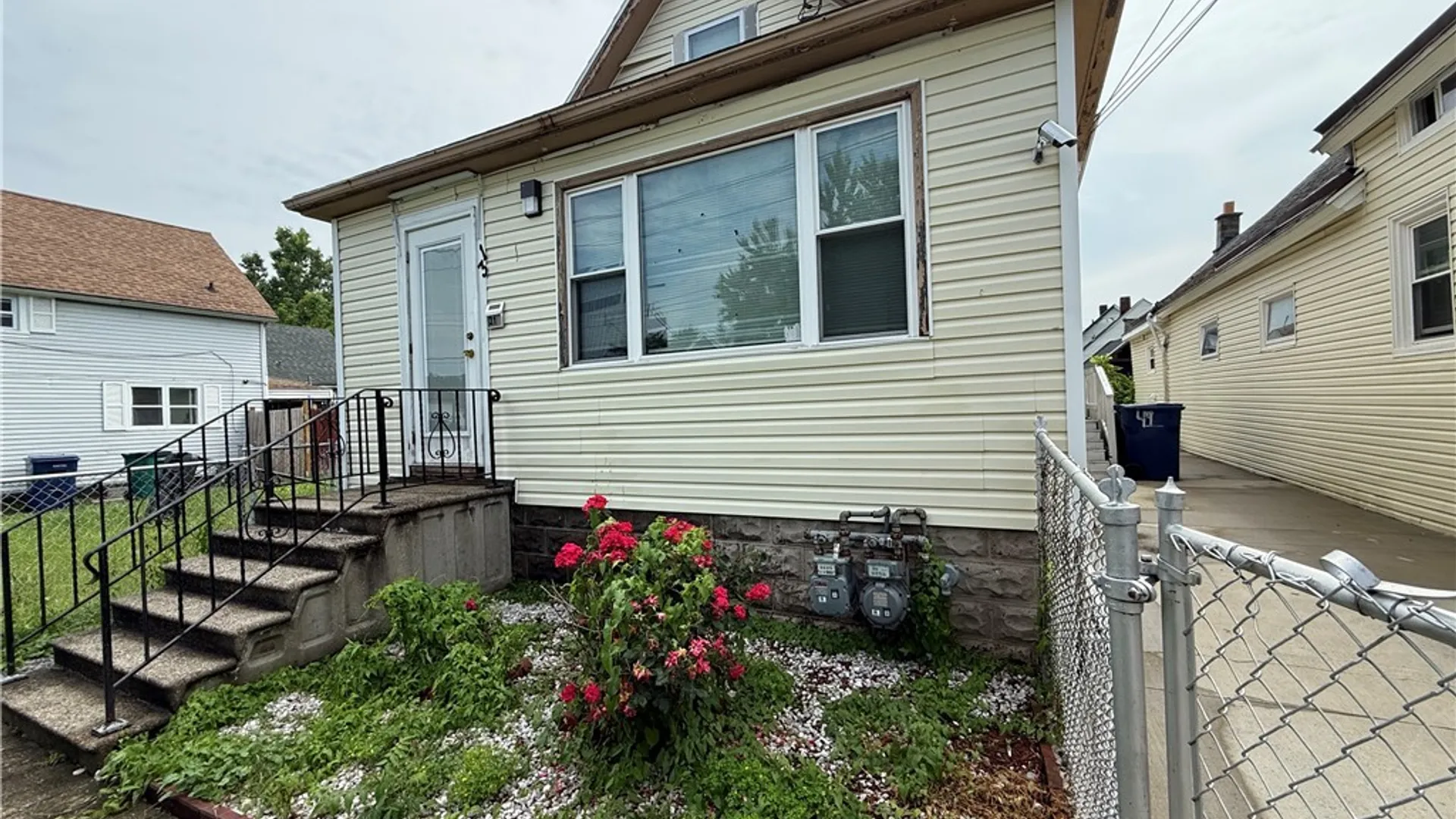 Property at 31 Woltz Avenue, Buffalo, NY 14212 6