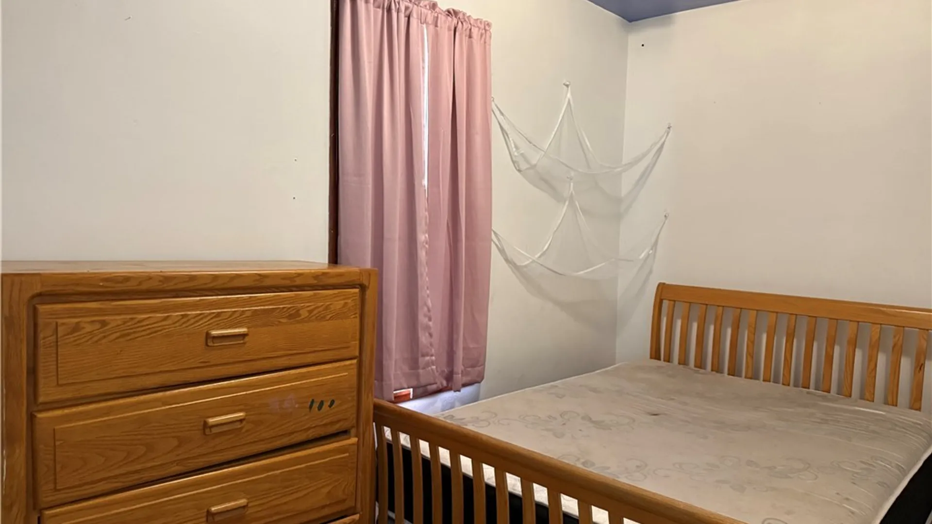 Property at 31 Woltz Avenue, Buffalo, NY 14212 7