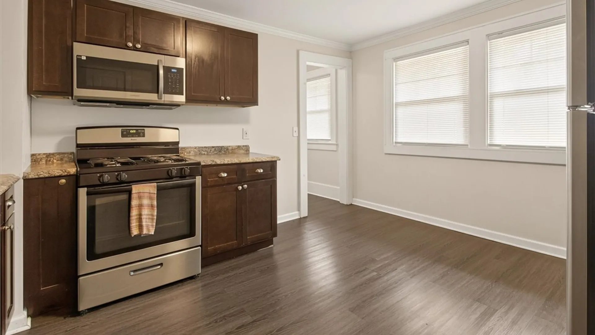 Property at 585-587 Arnett Boulevard, Rochester, NY 14619 11