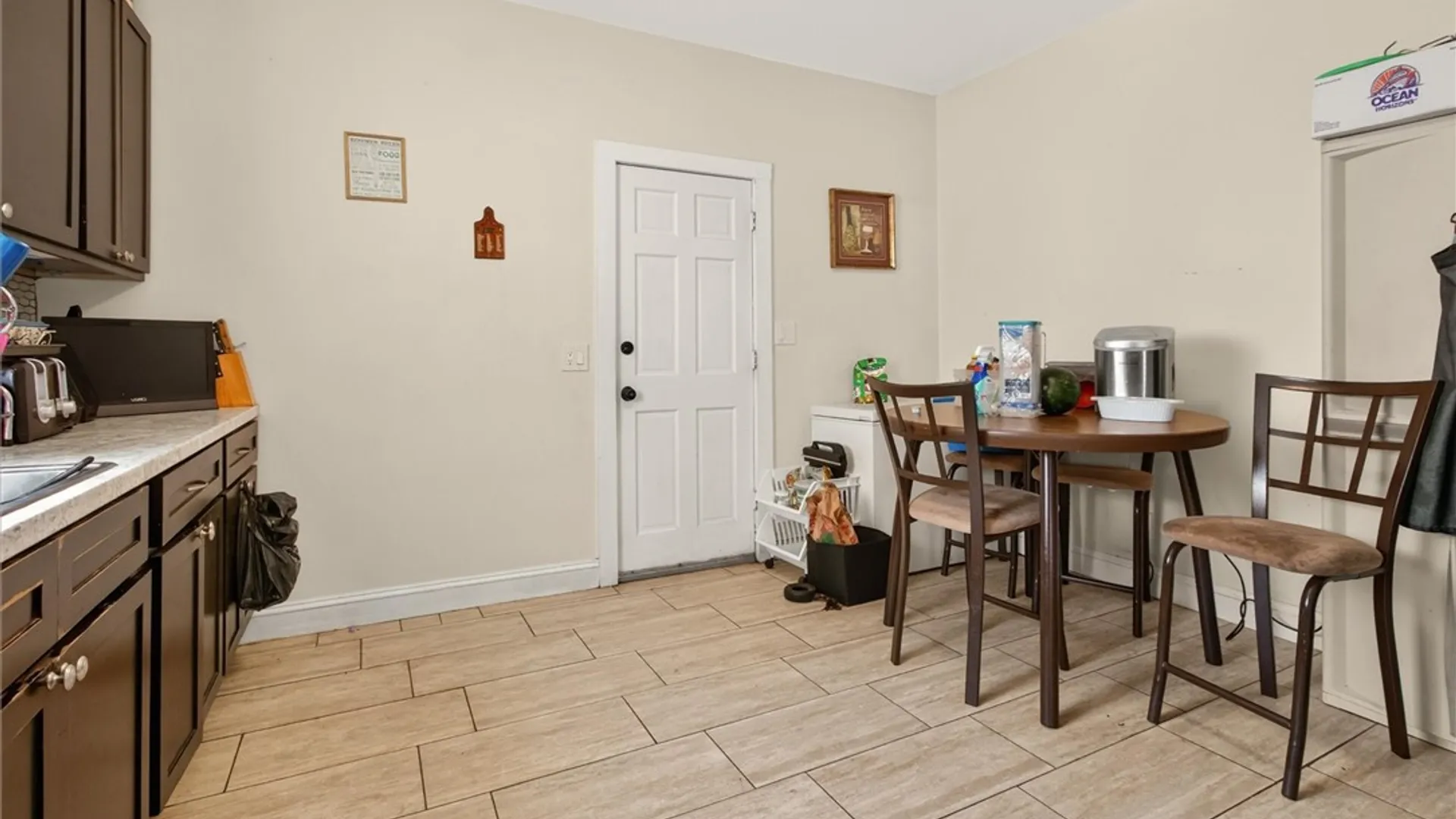 Property at 585-587 Arnett Boulevard, Rochester, NY 14619 28