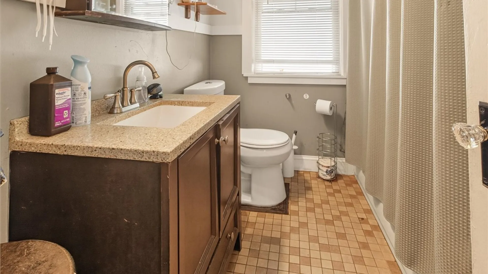Property at 585-587 Arnett Boulevard, Rochester, NY 14619 31