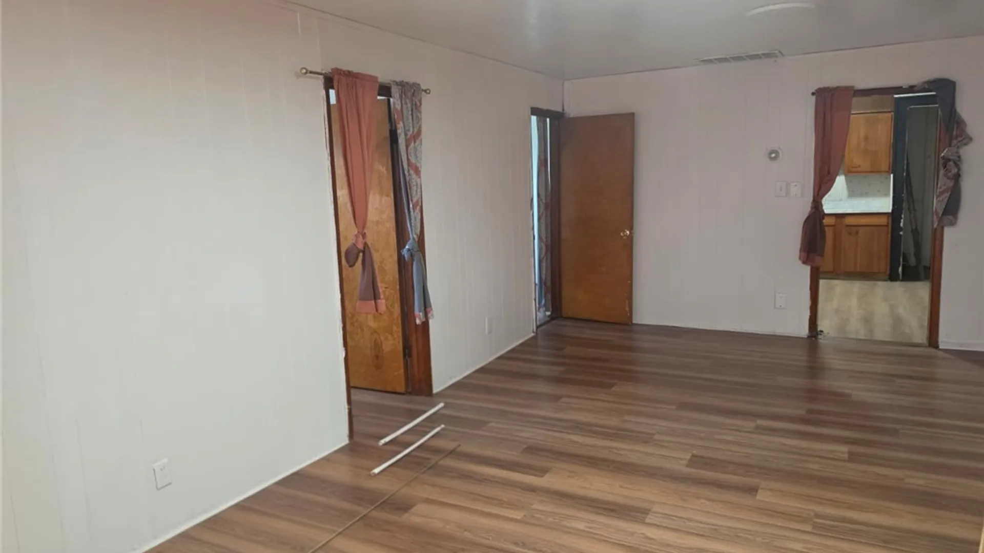 Property at 27 Sweet Avenue, Buffalo, NY 14212 6