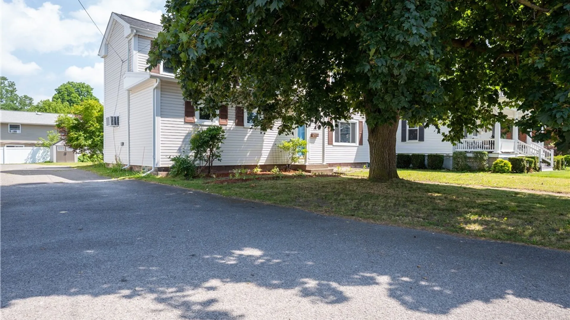 Property at 29 State Street, Royalton, NY 14105 3