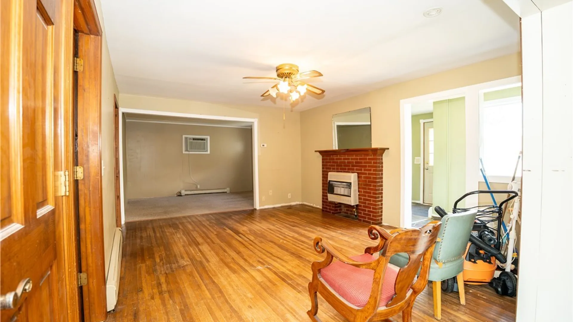 Property at 29 State Street, Royalton, NY 14105 16