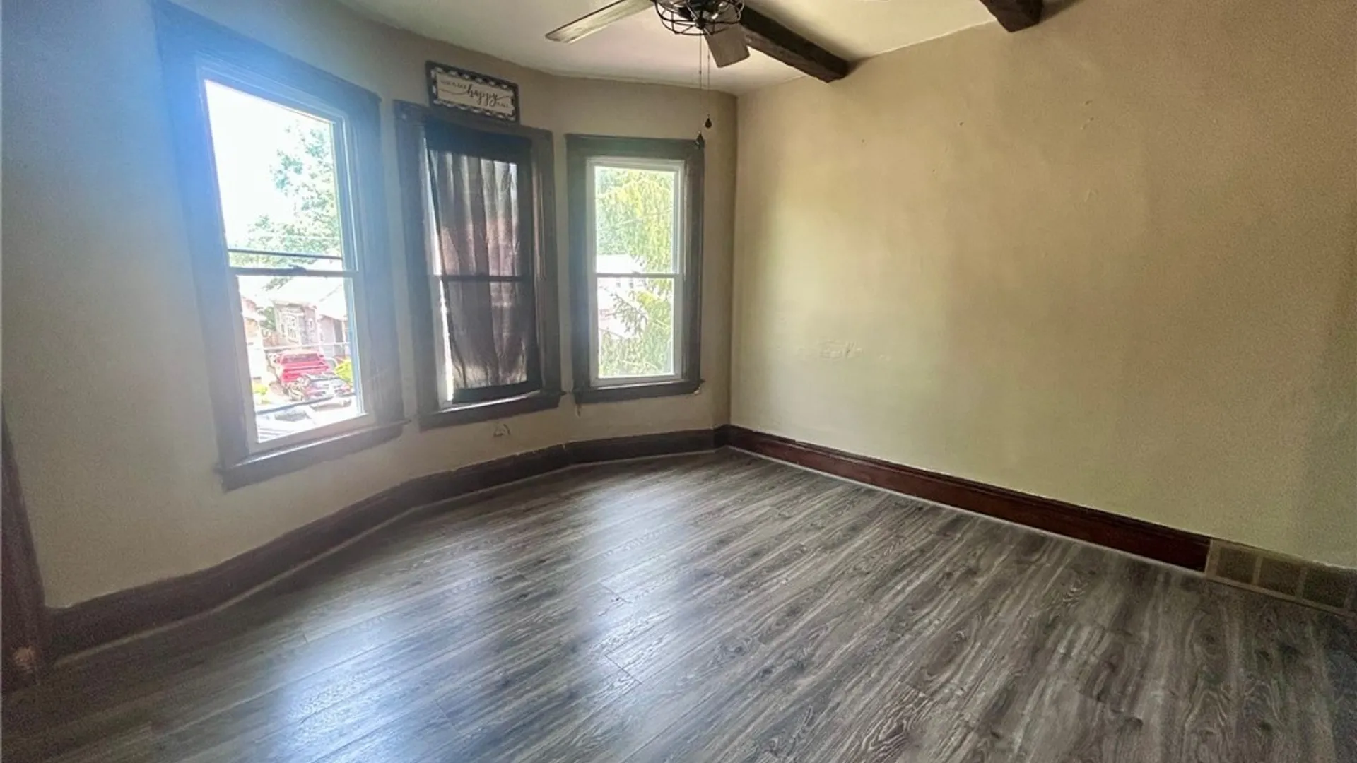 Property at 151 Amber Street, Buffalo, NY 14220 4