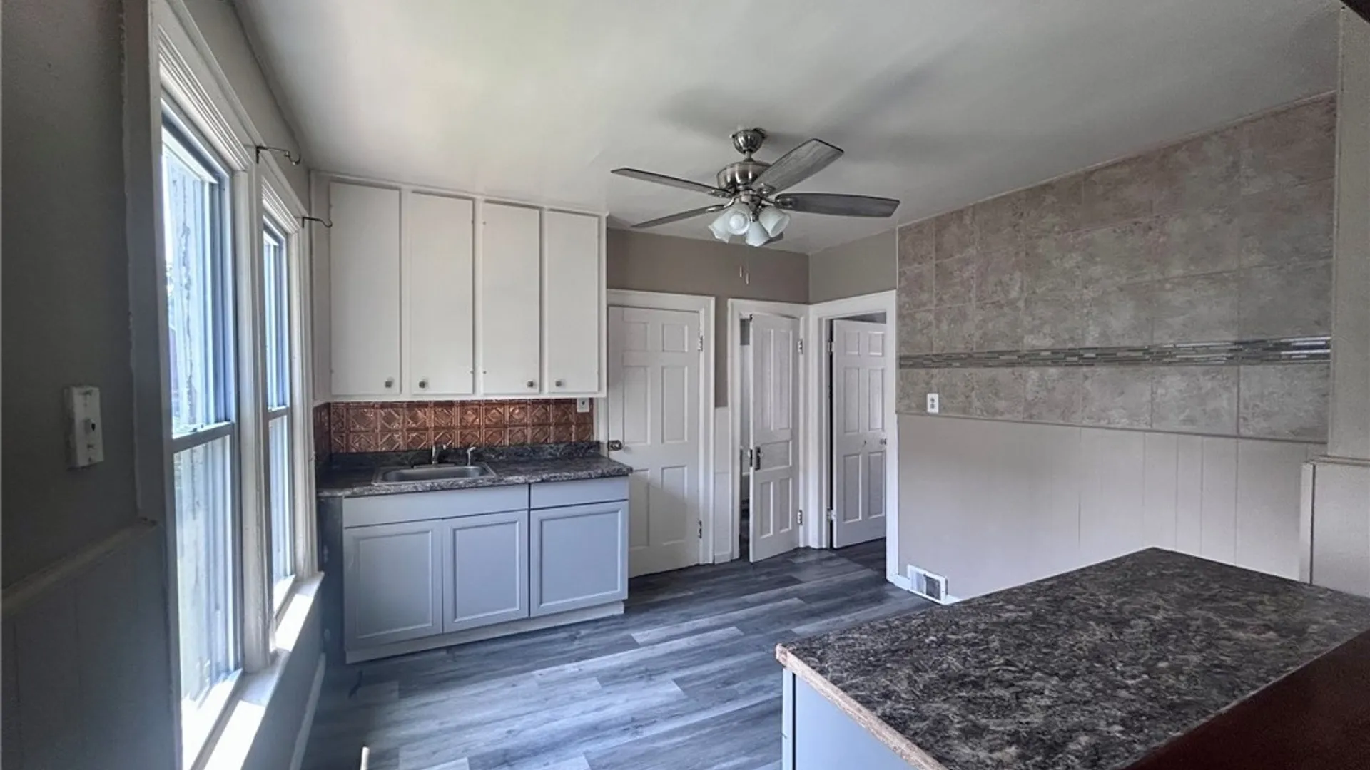 Property at 151 Amber Street, Buffalo, NY 14220 5