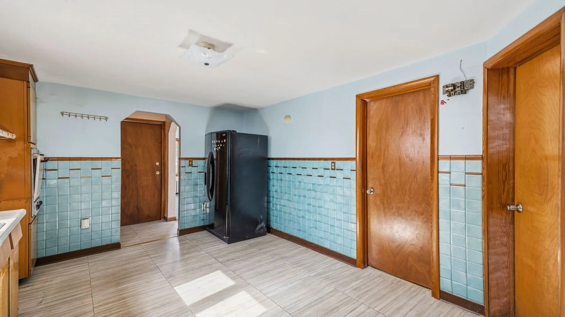 Property at 349 Walden Avenue, Buffalo, NY 14211 25