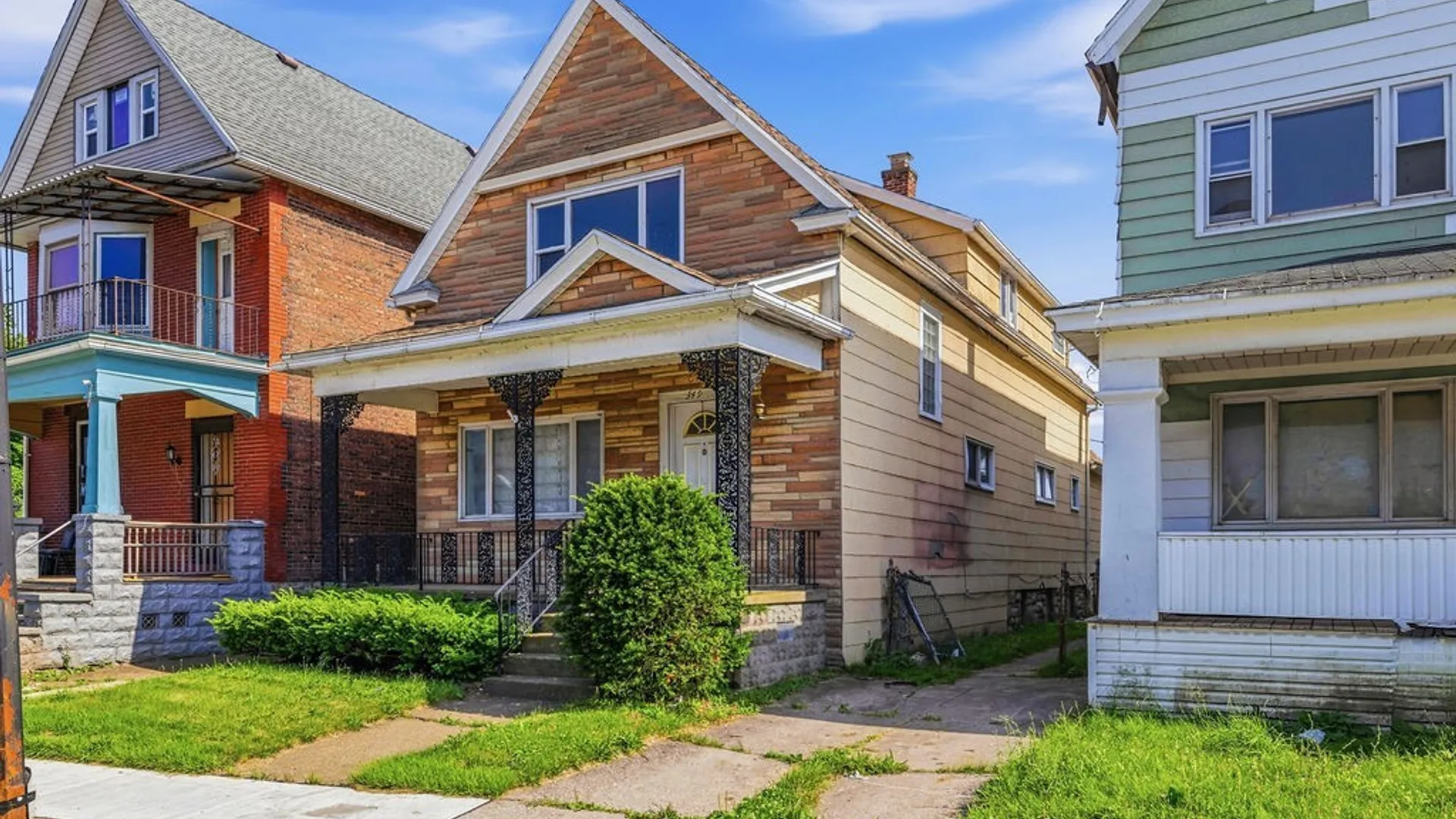 Property at 349 Walden Avenue, Buffalo, NY 14211 3