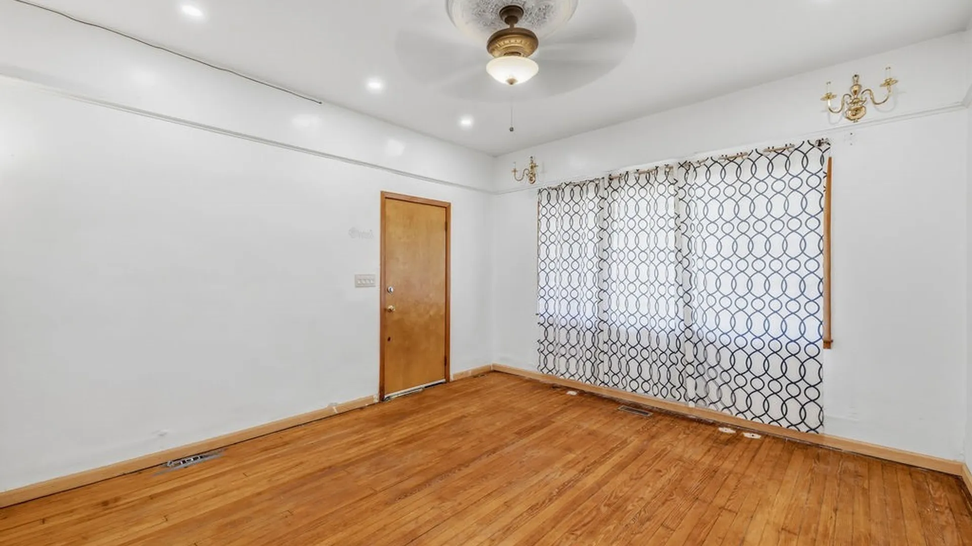 Property at 349 Walden Avenue, Buffalo, NY 14211 7