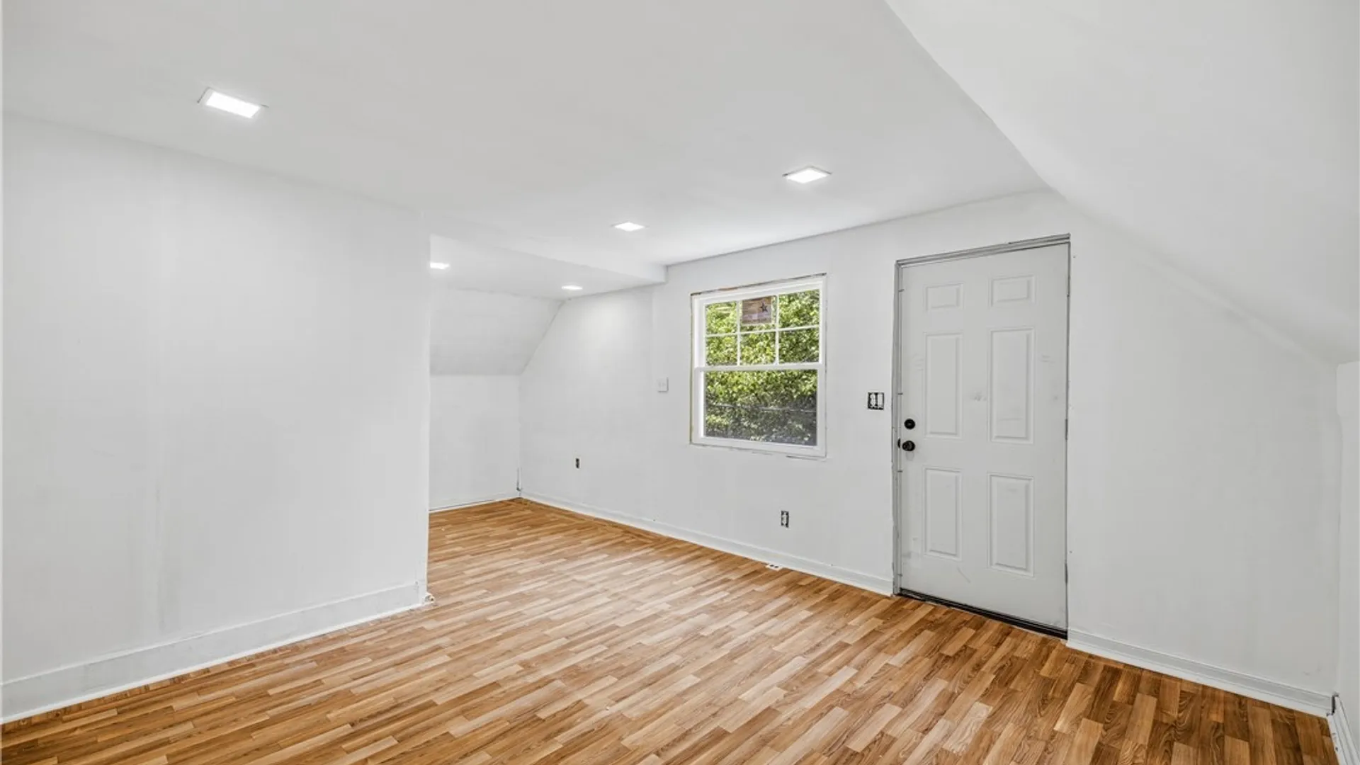 Property at 22 Frankfort Avenue, Buffalo, NY 14211 20