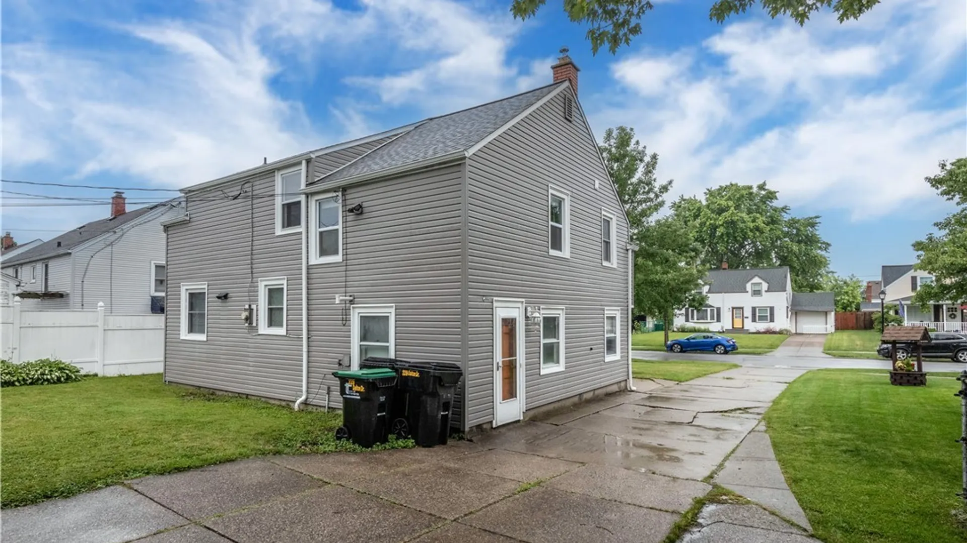 Property at 229 Dalton Drive, Tonawanda, NY 14223 5