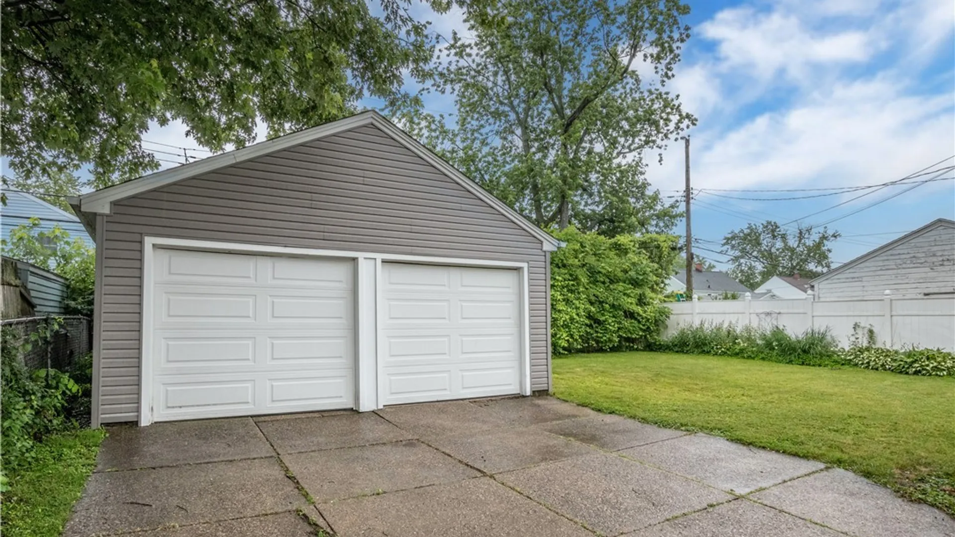 Property at 229 Dalton Drive, Tonawanda, NY 14223 39