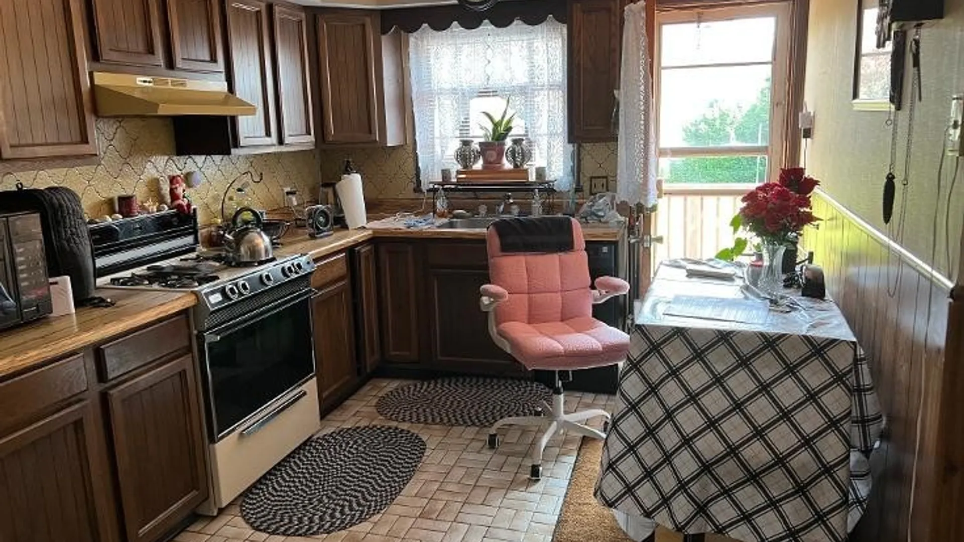 Property at 307 Fenton Street, Buffalo, NY 14206 8
