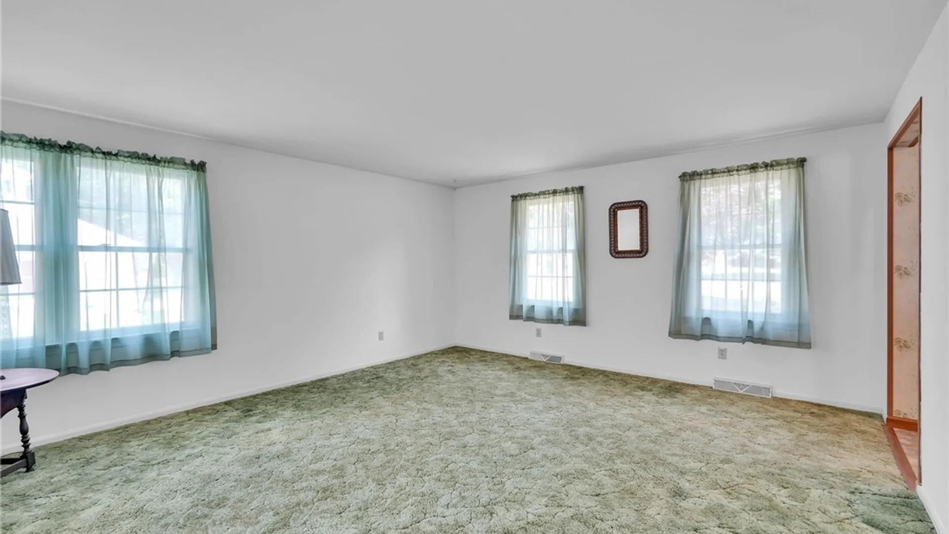 Property at 6475 Ludon Drive, Boston, NY 14075 11