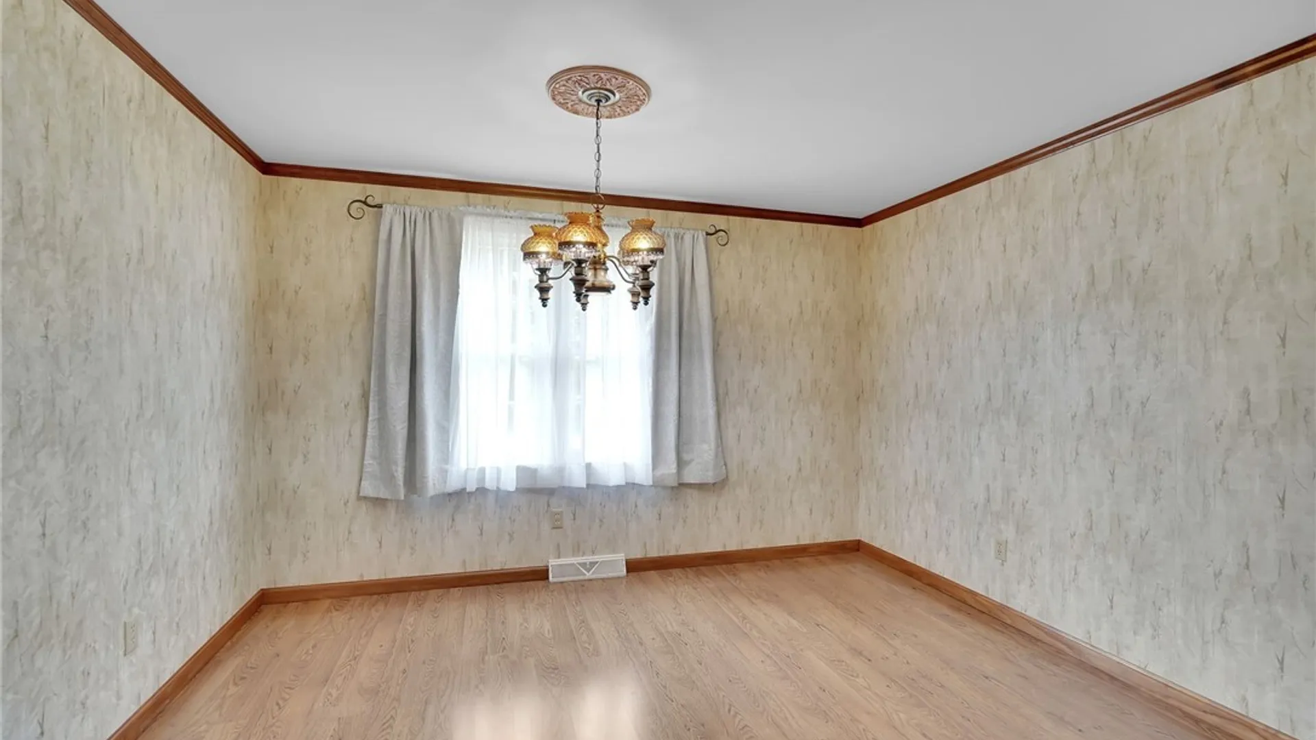 Property at 6475 Ludon Drive, Boston, NY 14075 14