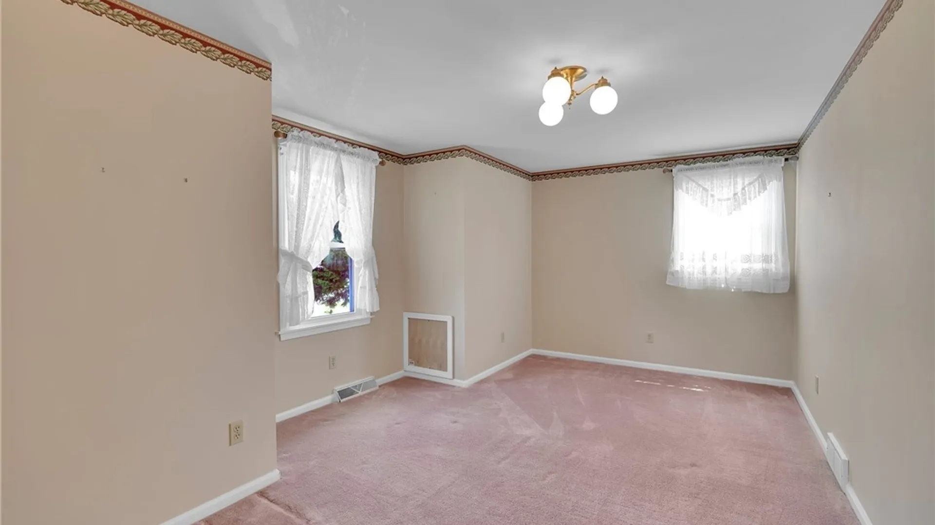 Property at 6475 Ludon Drive, Boston, NY 14075 25