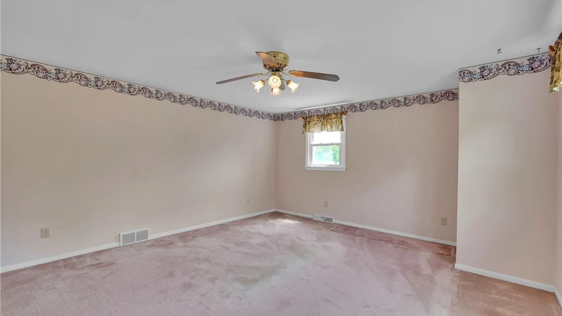 Property at 6475 Ludon Drive, Boston, NY 14075 28