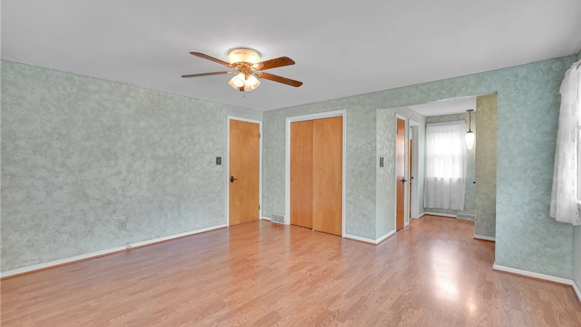 Property at 6475 Ludon Drive, Boston, NY 14075 31